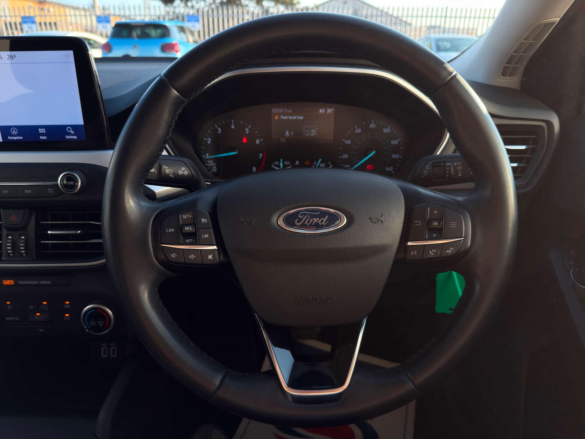 Ford Focus view 50