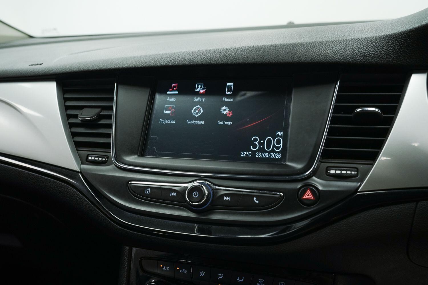 Vauxhall Astra view 25