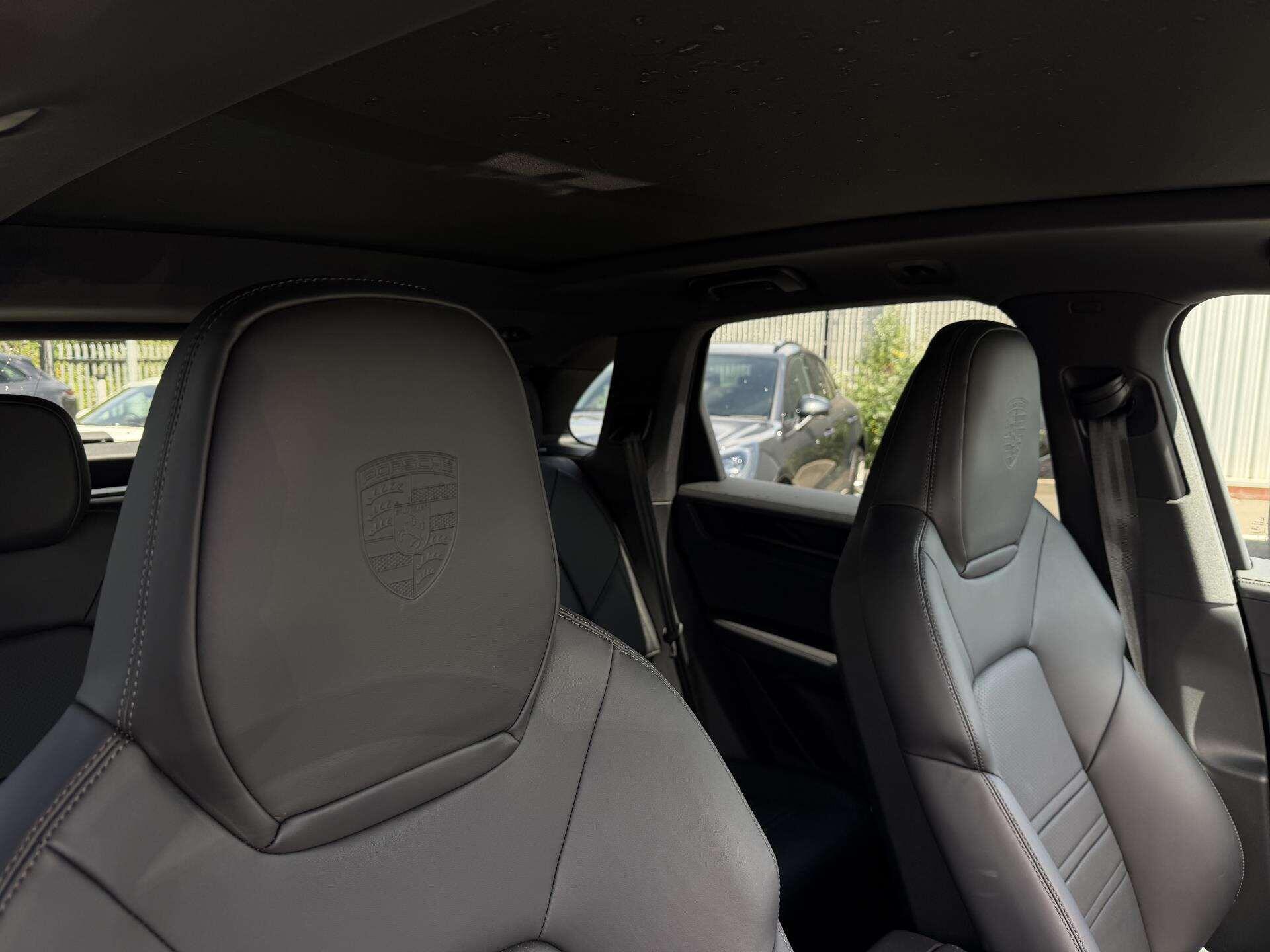 Porsche Cayenne view 18