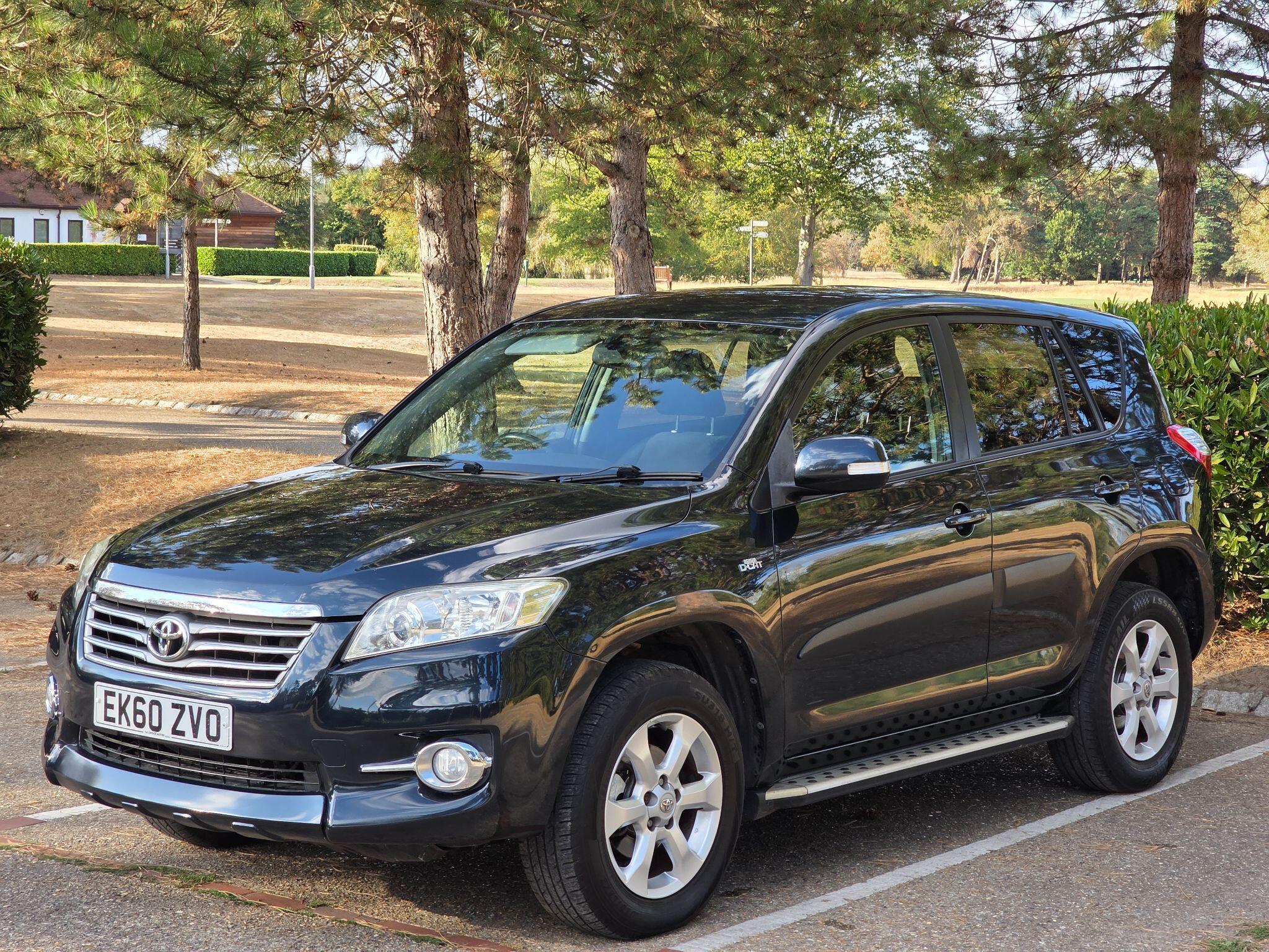 Toyota RAV4 view 2