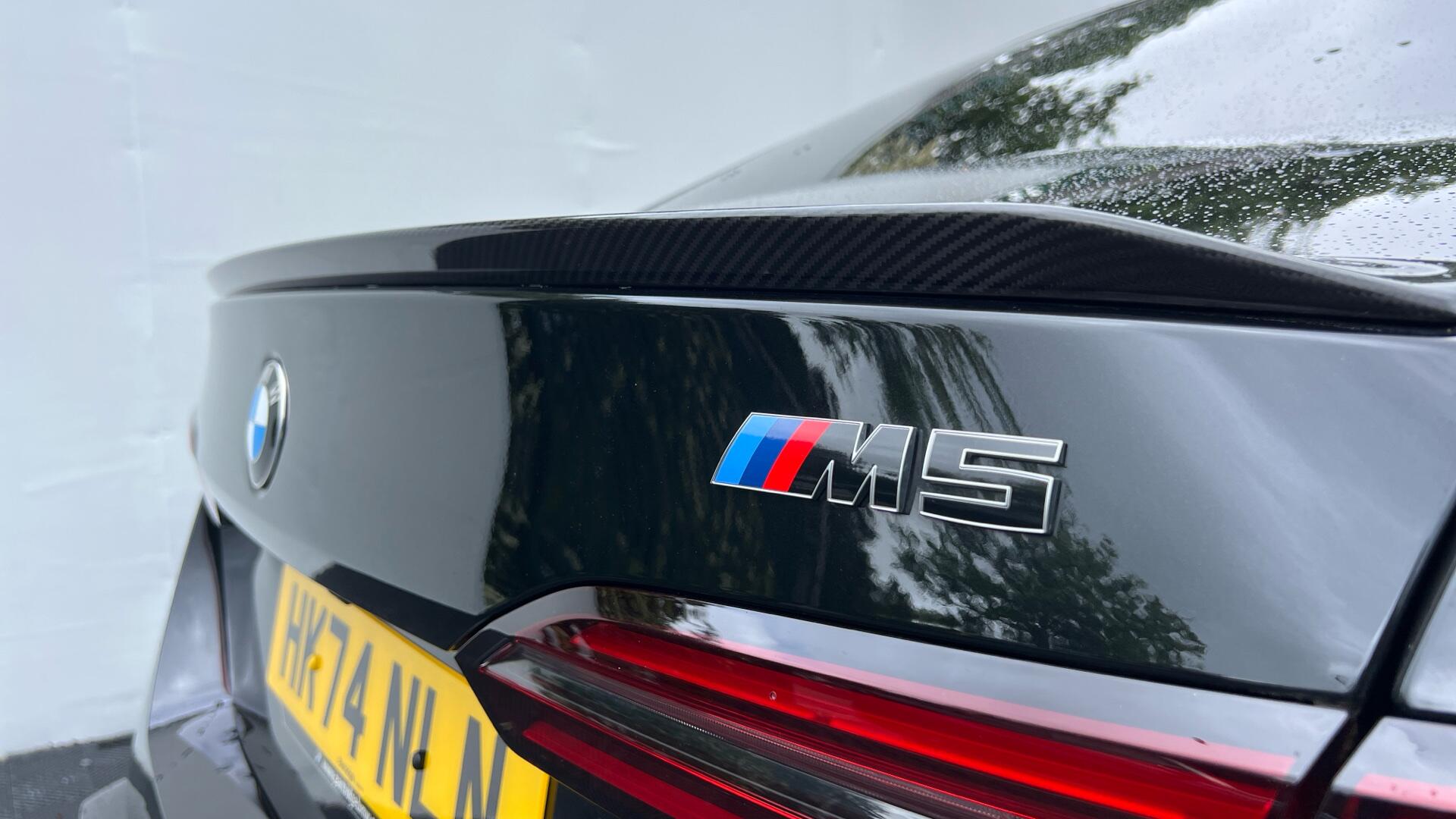BMW M5 view 31