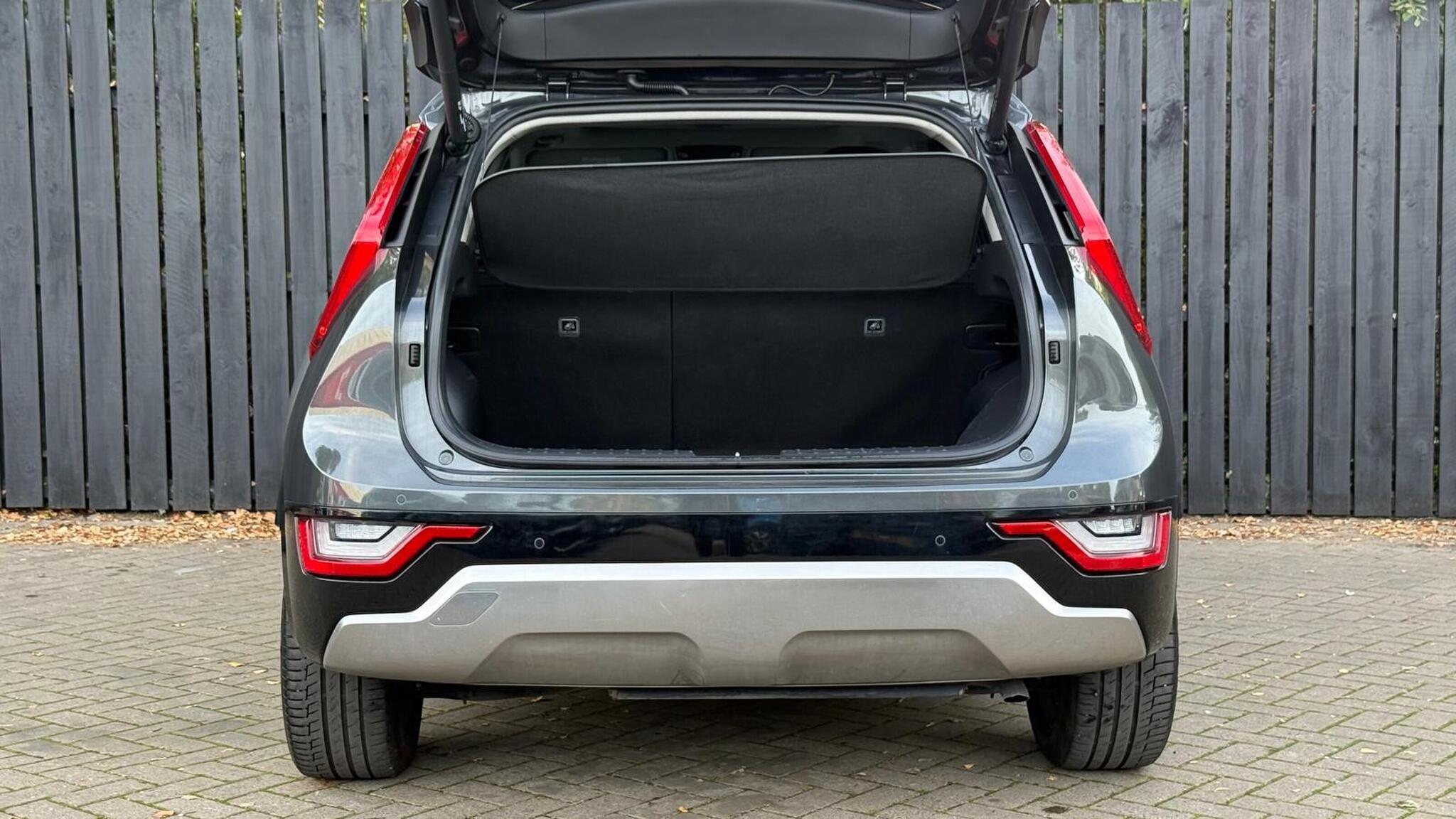 Kia Niro view 8