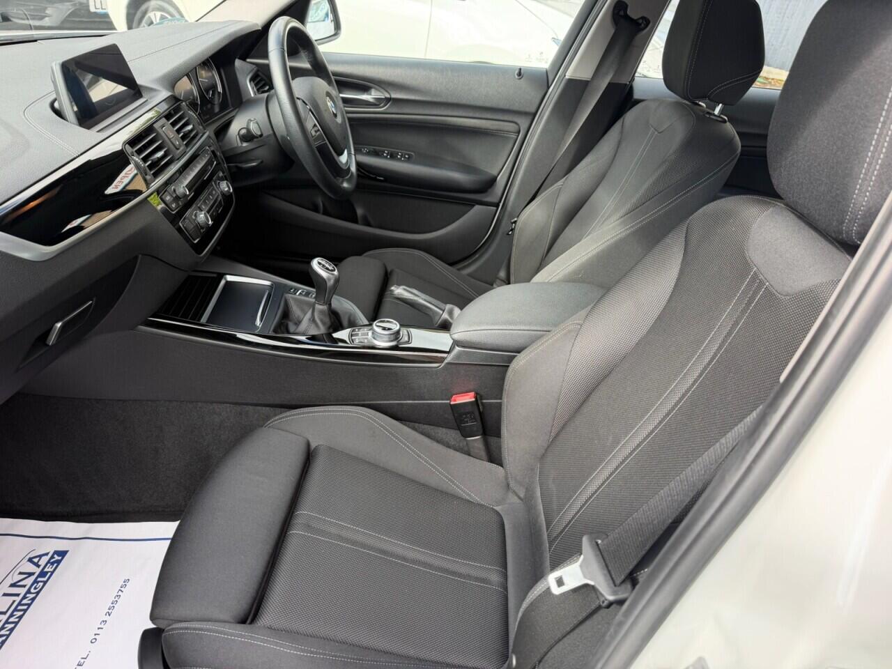 BMW 1 Series view 17