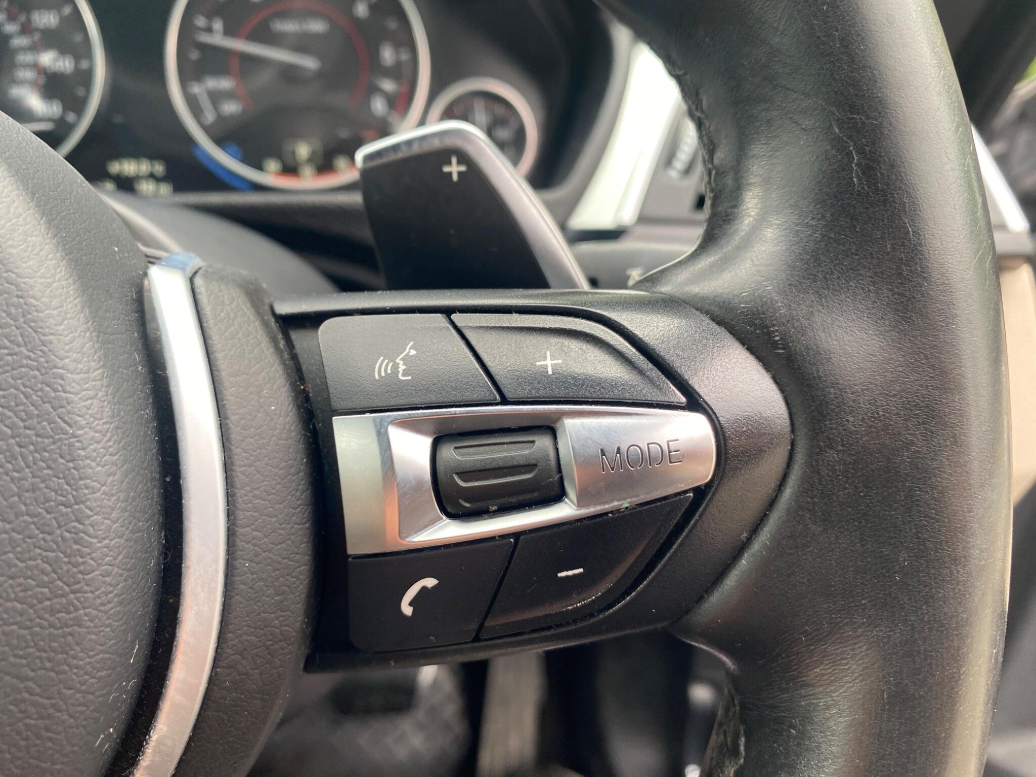 BMW 3 Series view 40
