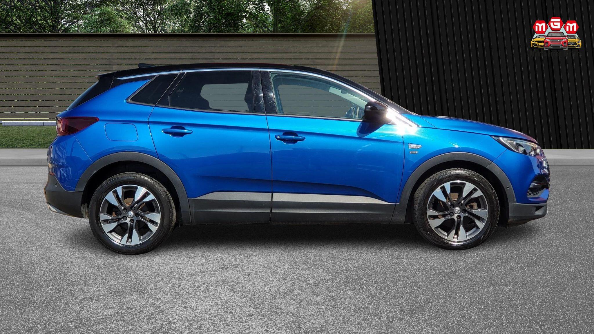 Vauxhall Grandland X view 8
