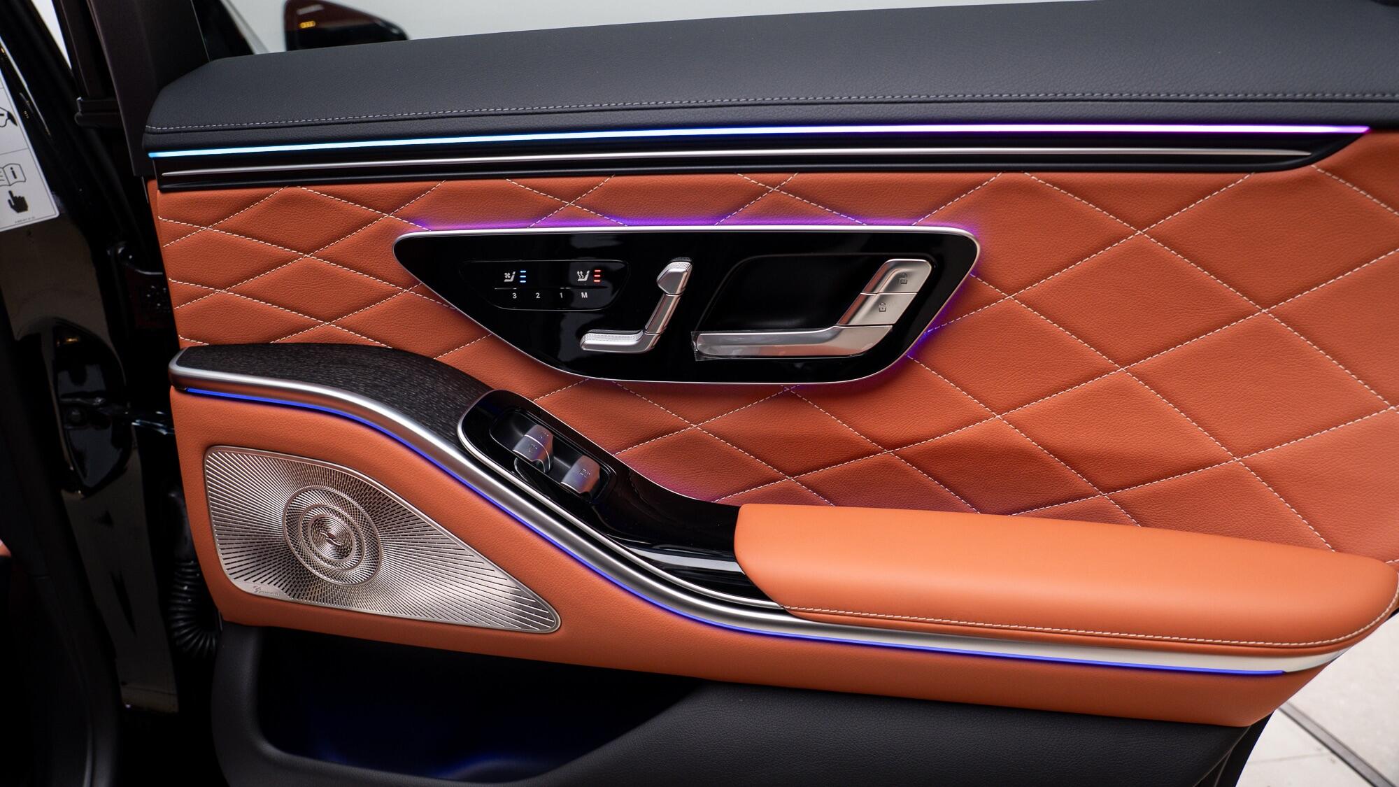 Mercedes-Benz S-Class view 20