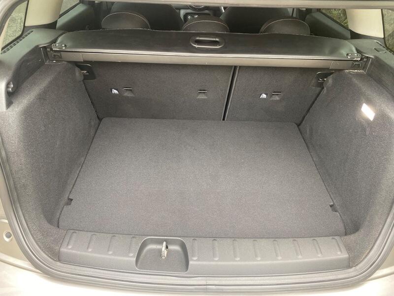 Mini Clubman view 19