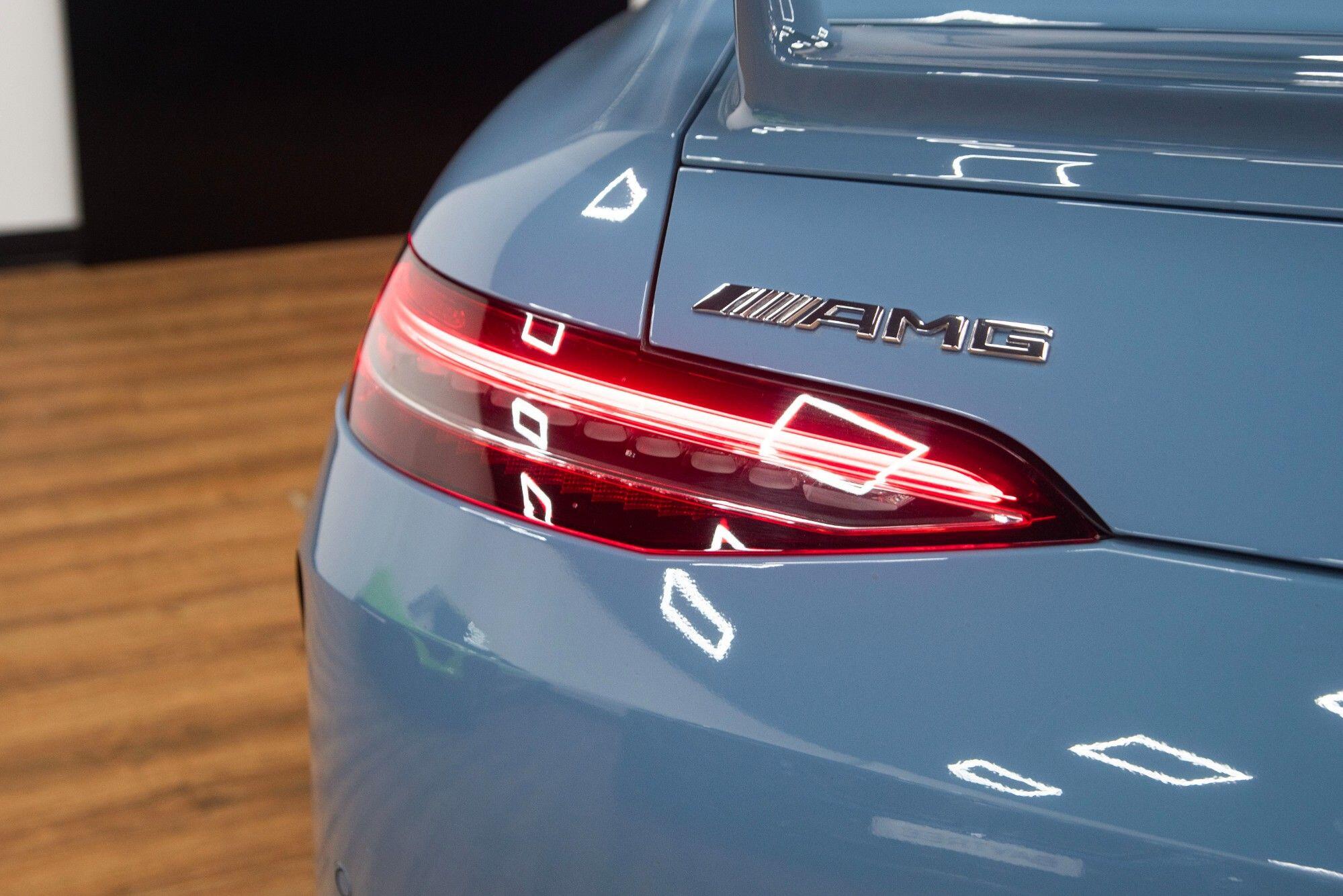 Mercedes-Benz Amg GT view 21