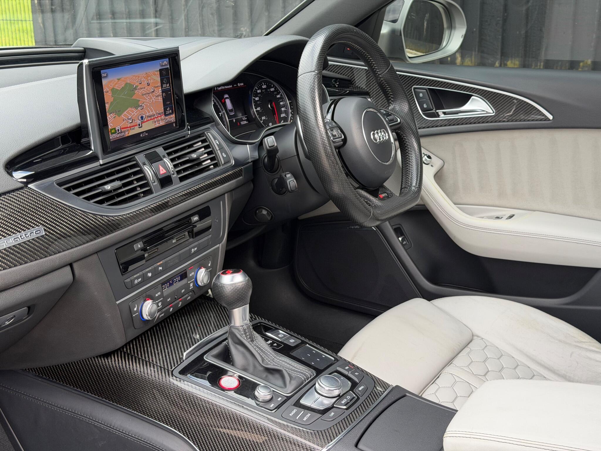 Audi RS6 view 20
