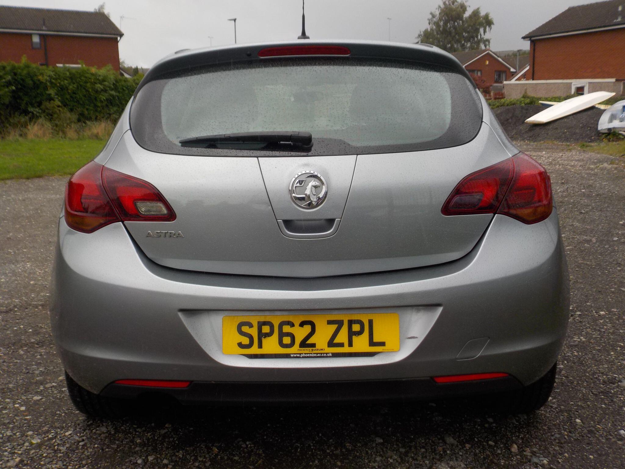 Vauxhall Astra 1.4 16v SRi Euro 5 5dr