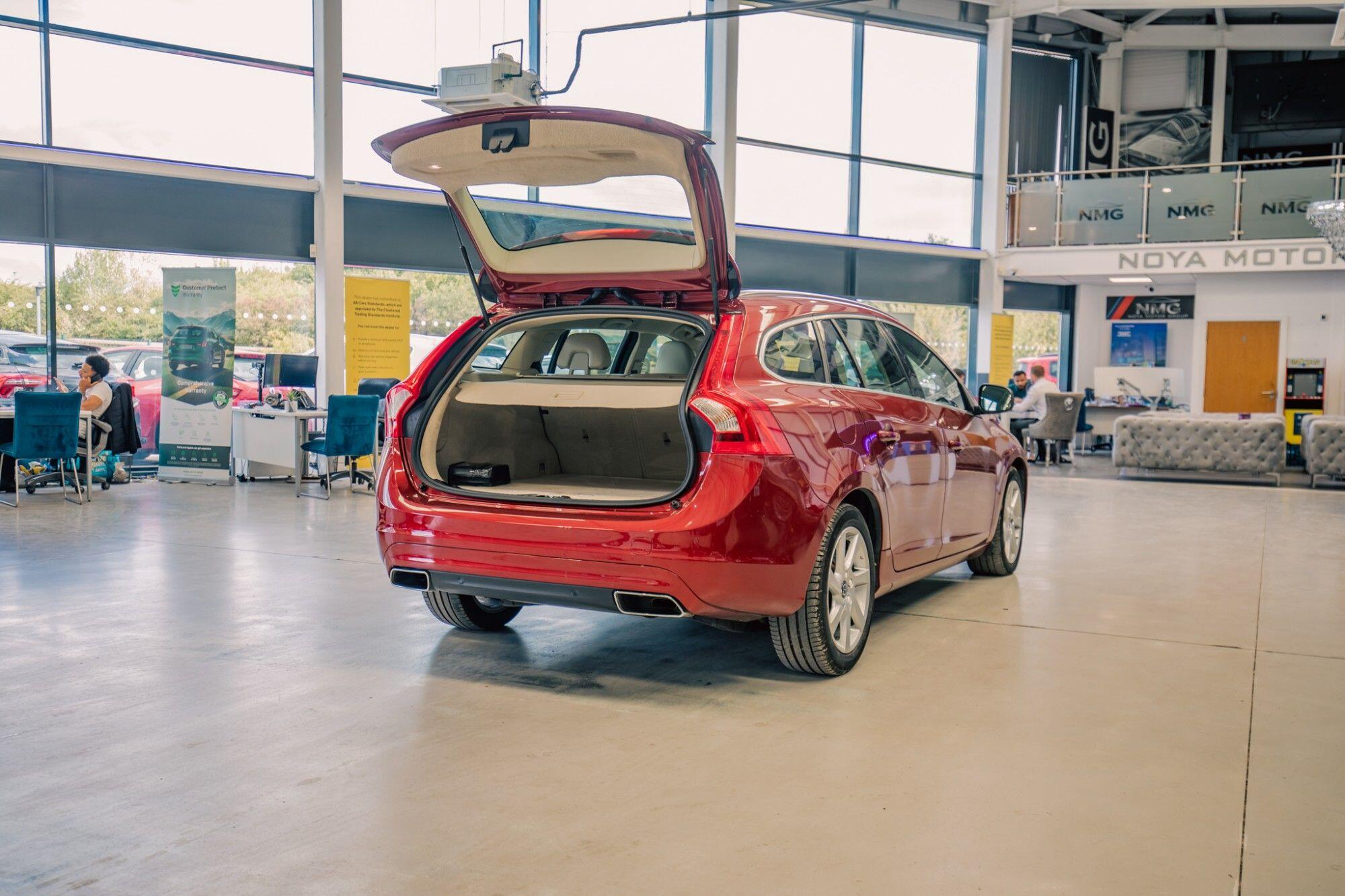 Volvo V60 view 30