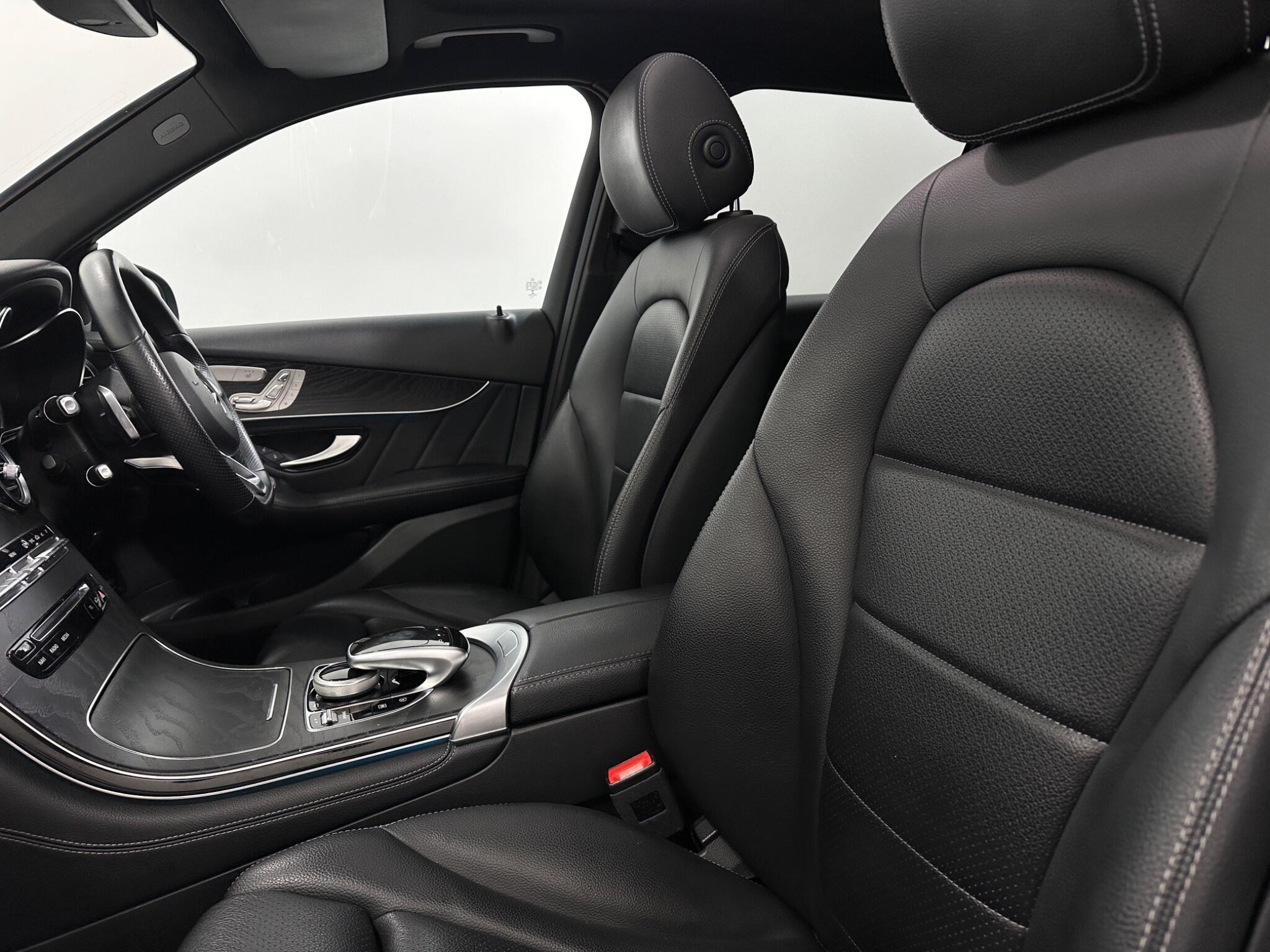 Mercedes-Benz GLC view 36