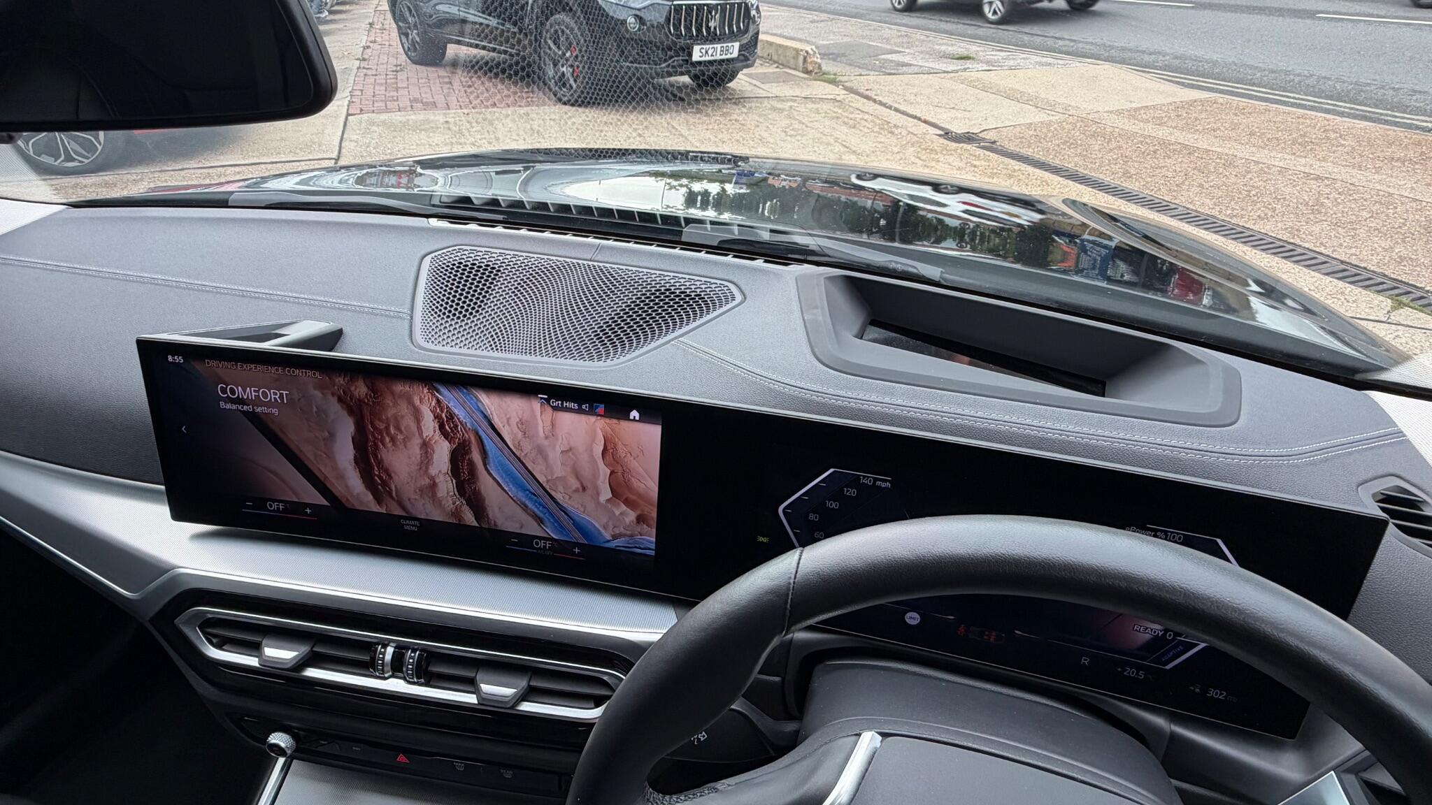 BMW I4 view 33