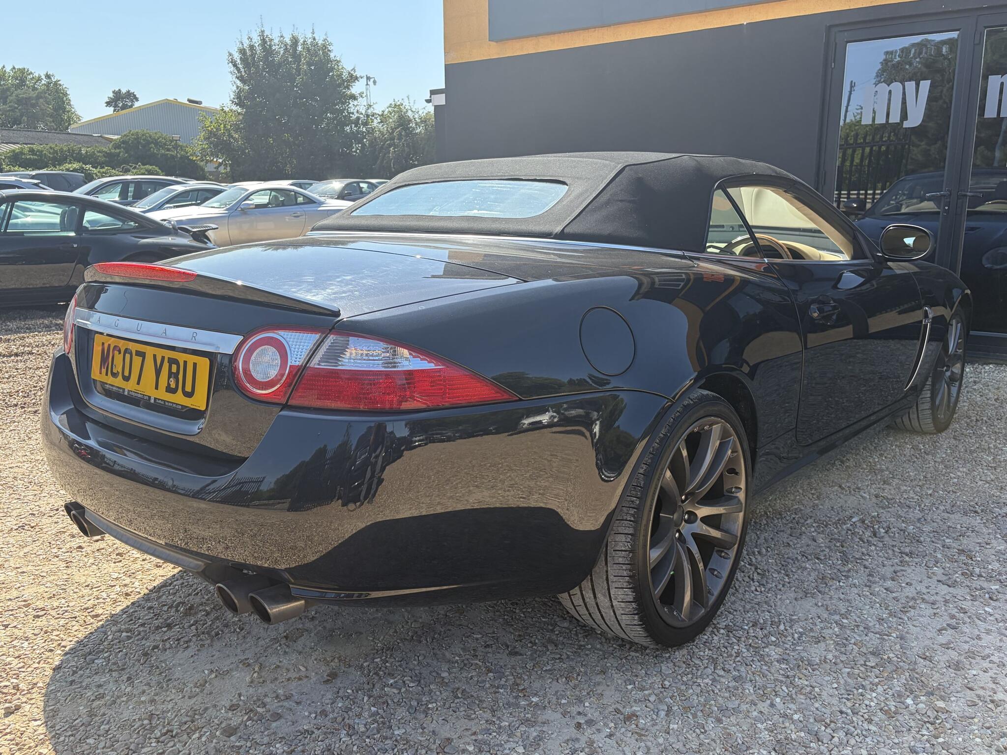 Jaguar XKR view 12