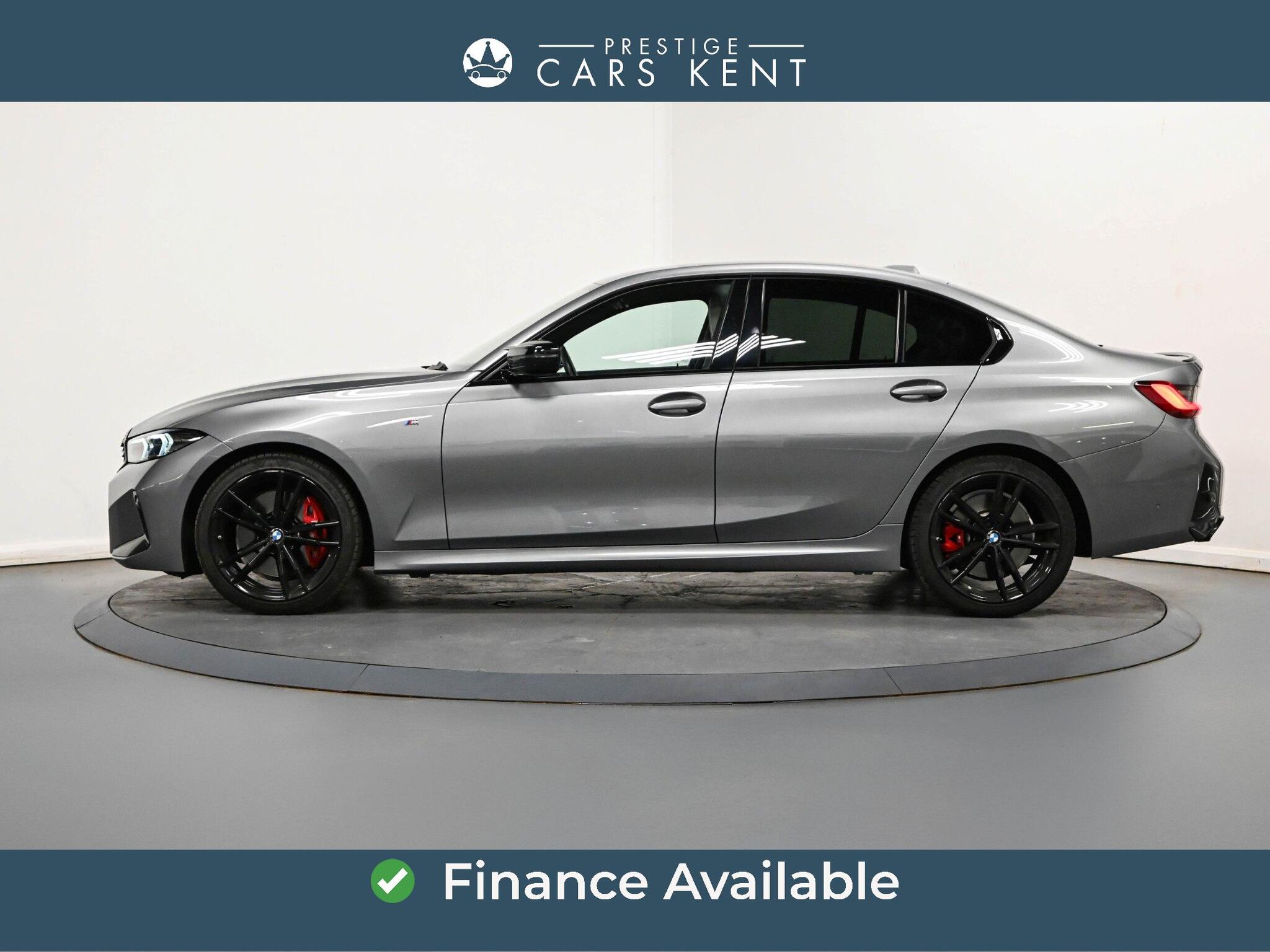 BMW 3 Series view 4
