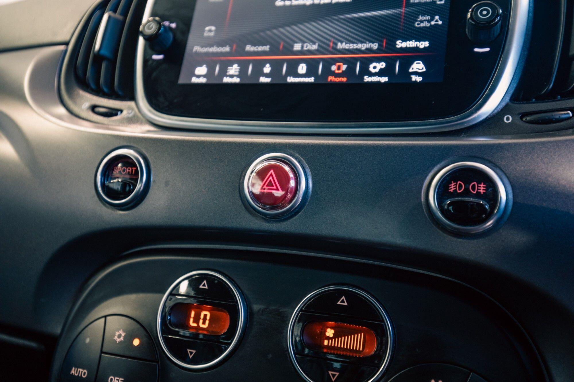 Abarth 595 view 17