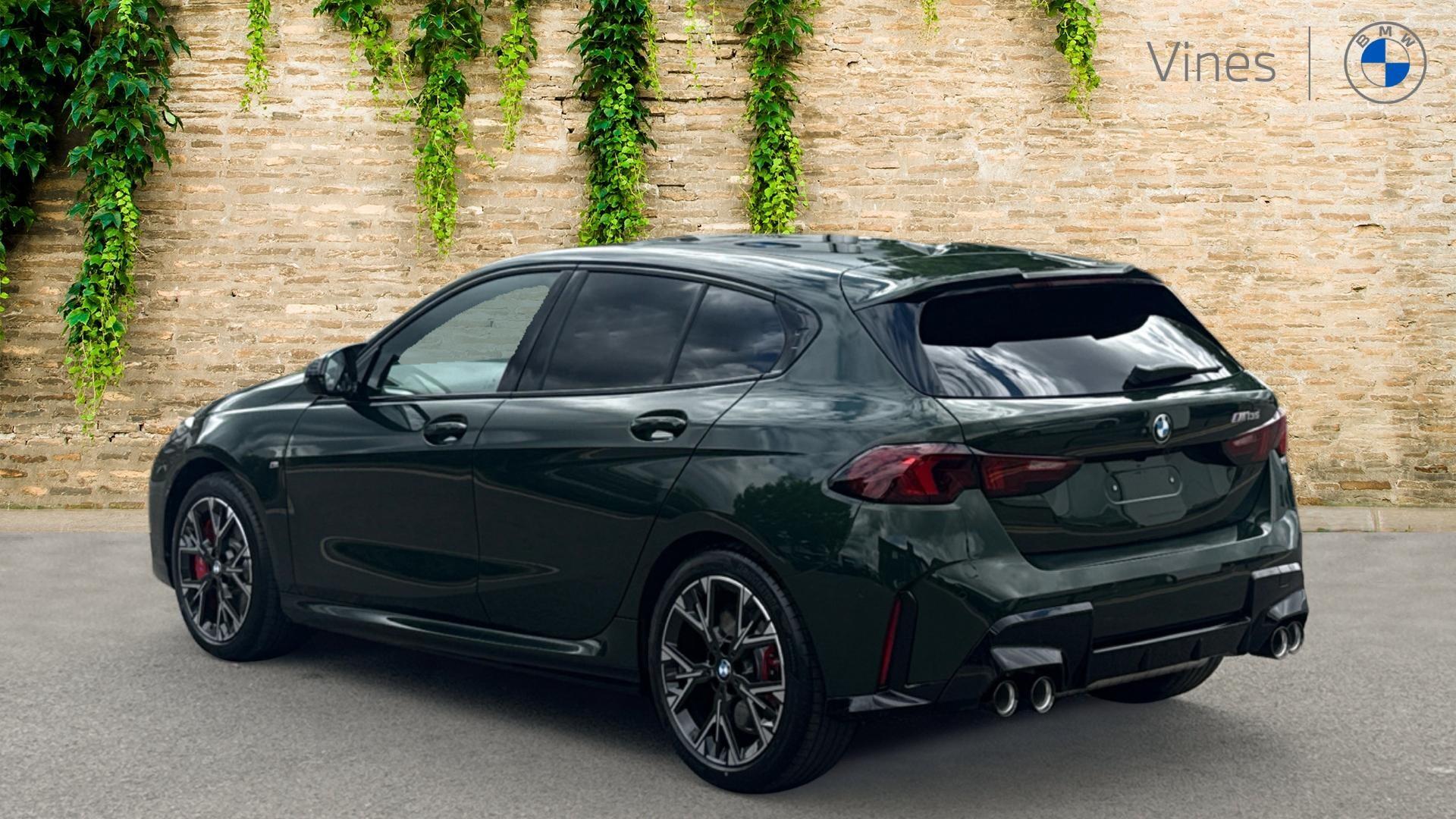 BMW 1 Series view 3