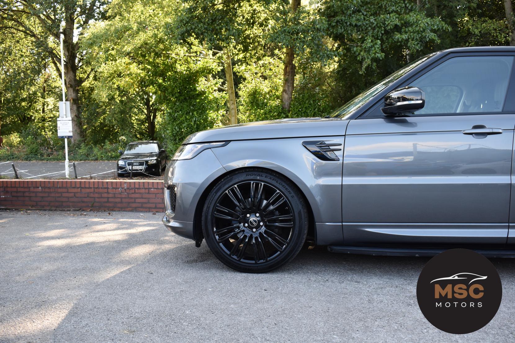 Land Rover Range Rover Sport view 13