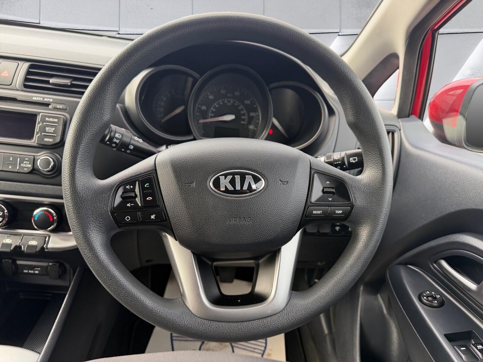 Kia Rio view 14