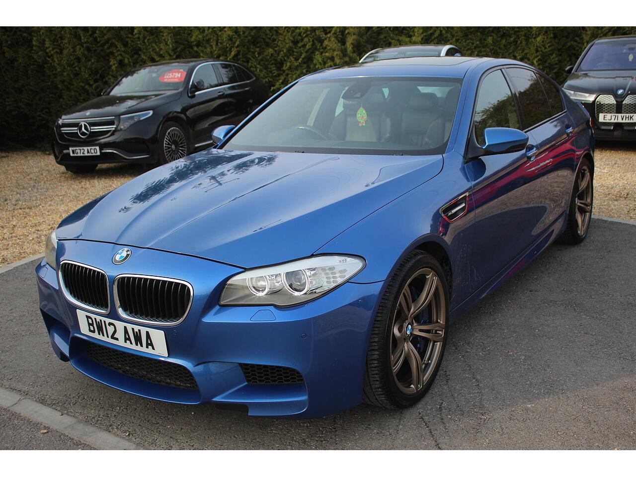 BMW M5 view 5