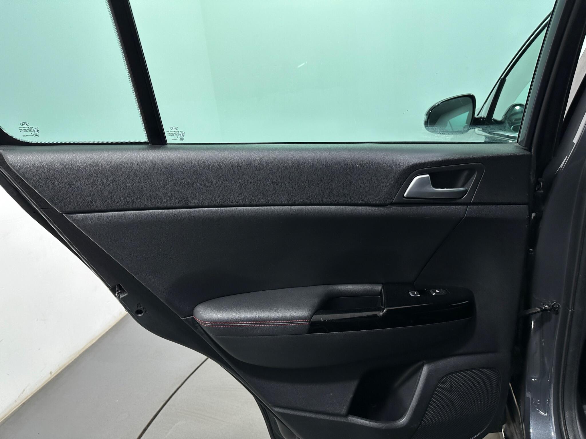 Kia Sportage view 39