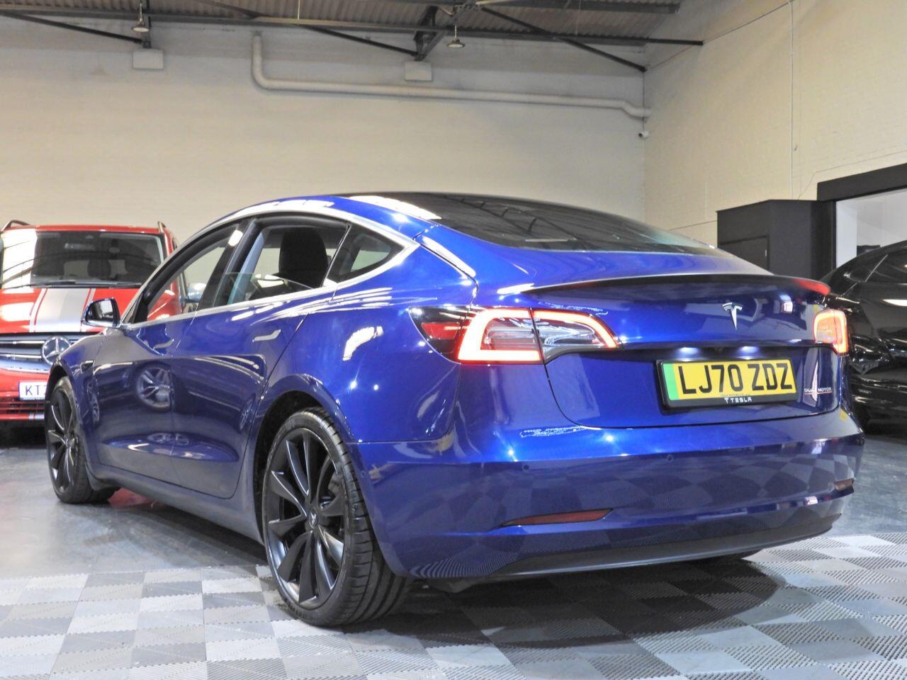 Tesla Model 3 view 11