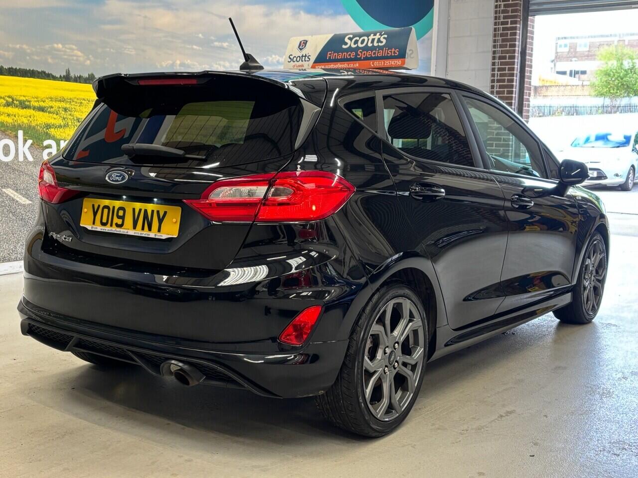 Ford Fiesta view 5