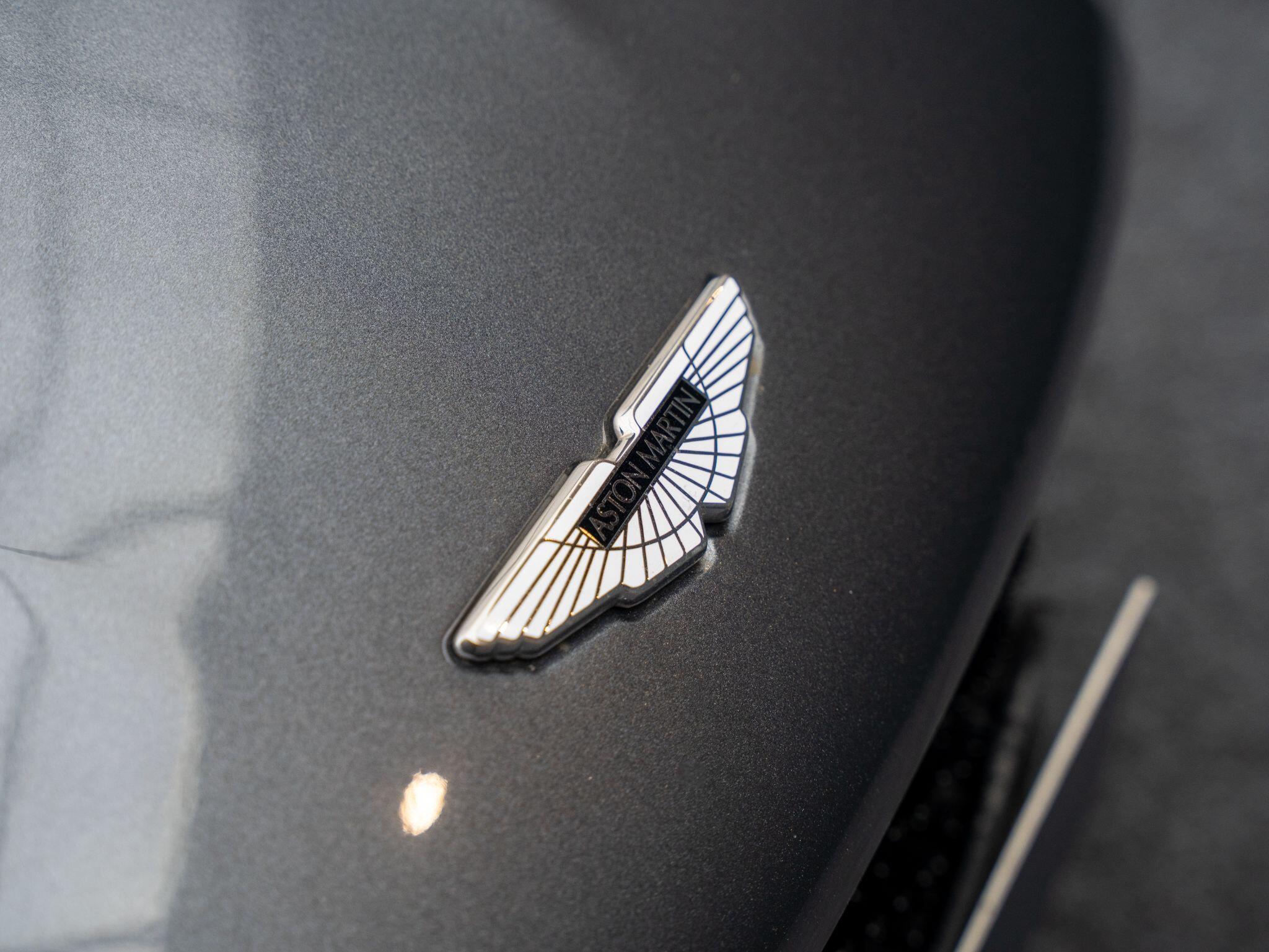 Aston Martin DBS view 33