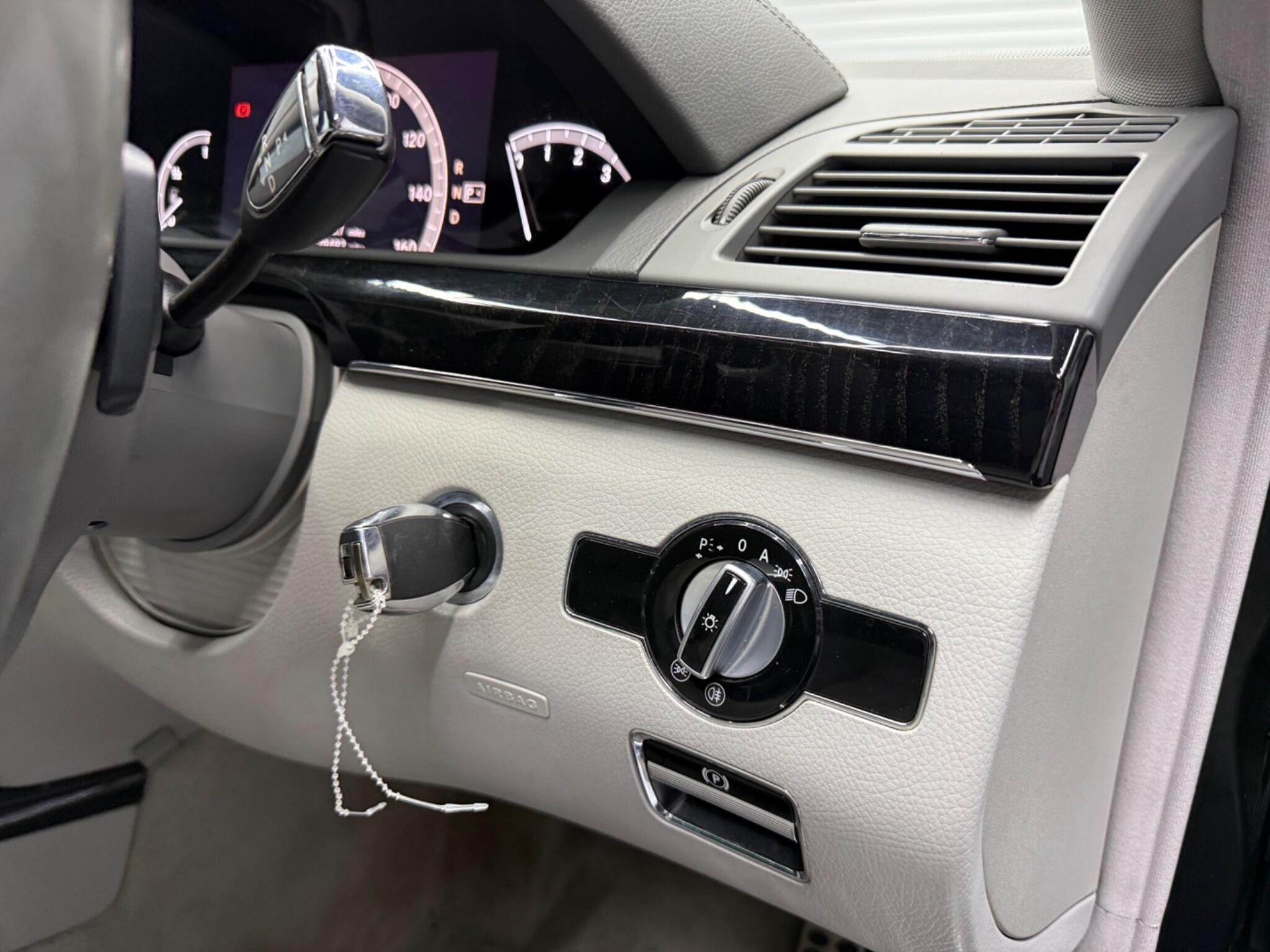 Mercedes-Benz S Class view 20