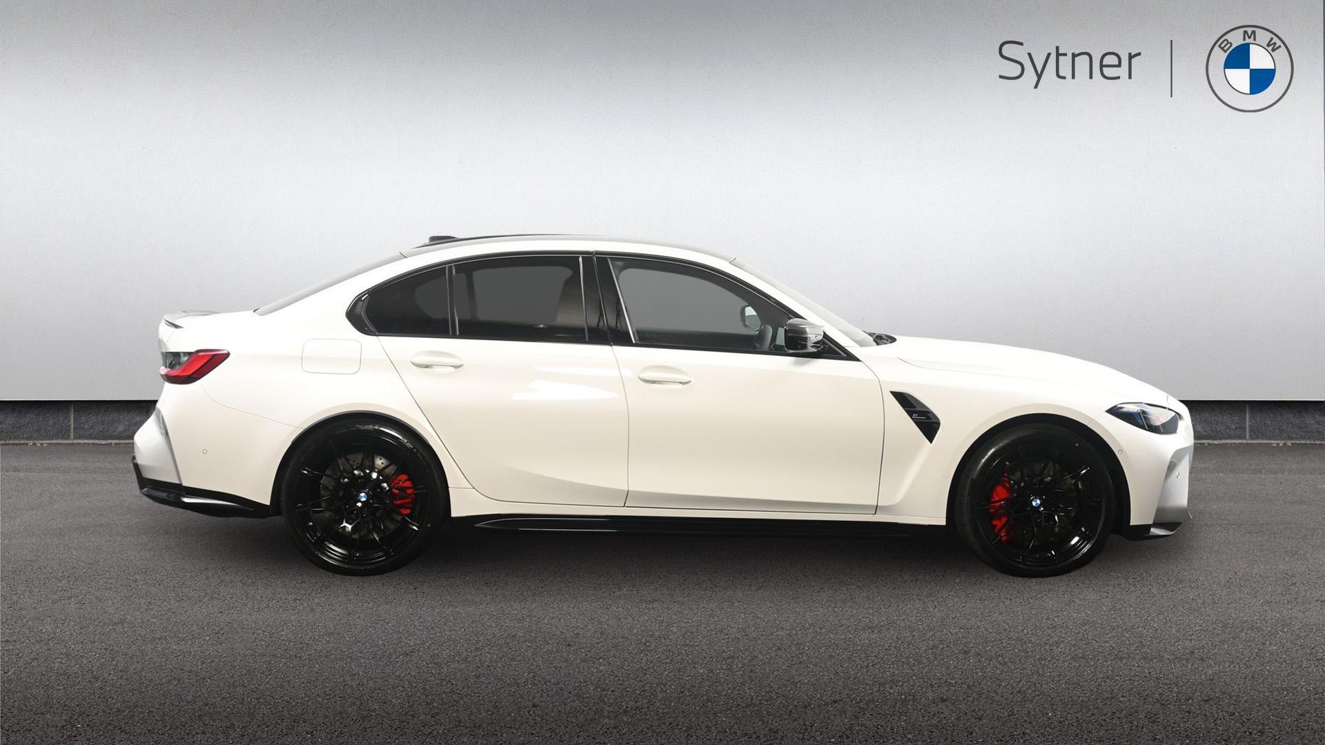 BMW M3 view 3