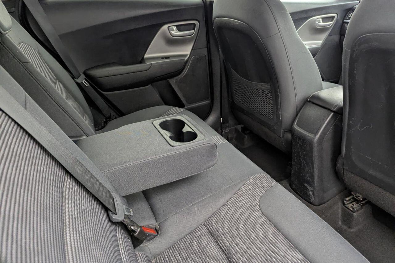 Kia Niro view 17