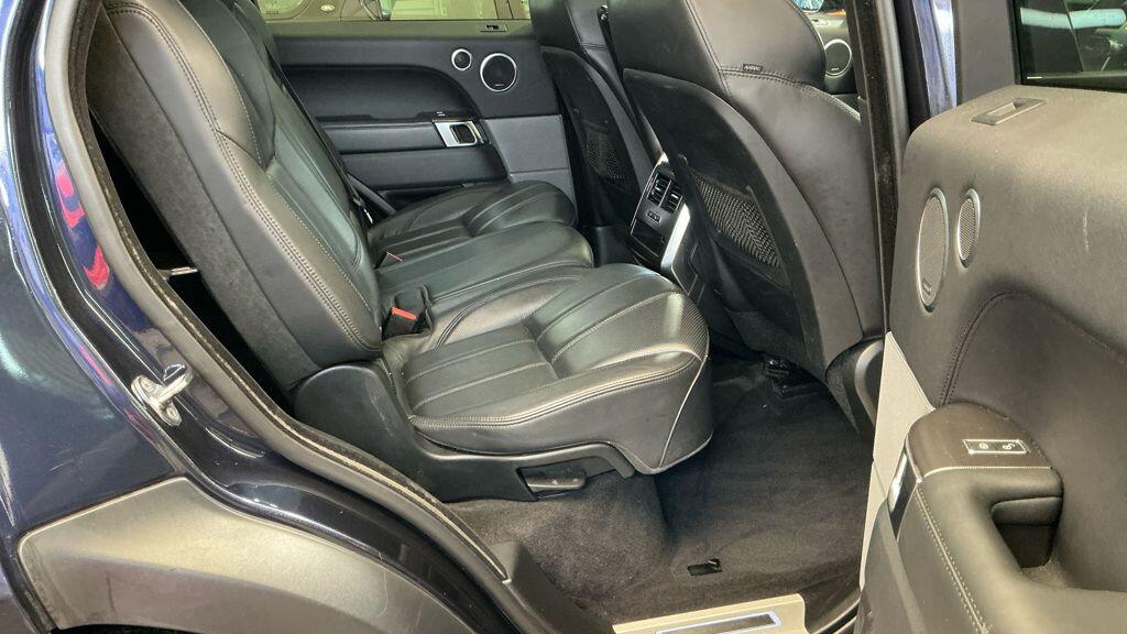 Land Rover Range Rover Sport view 18