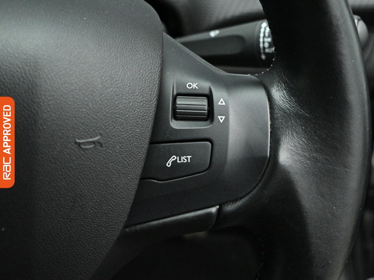 Peugeot 2008 view 23