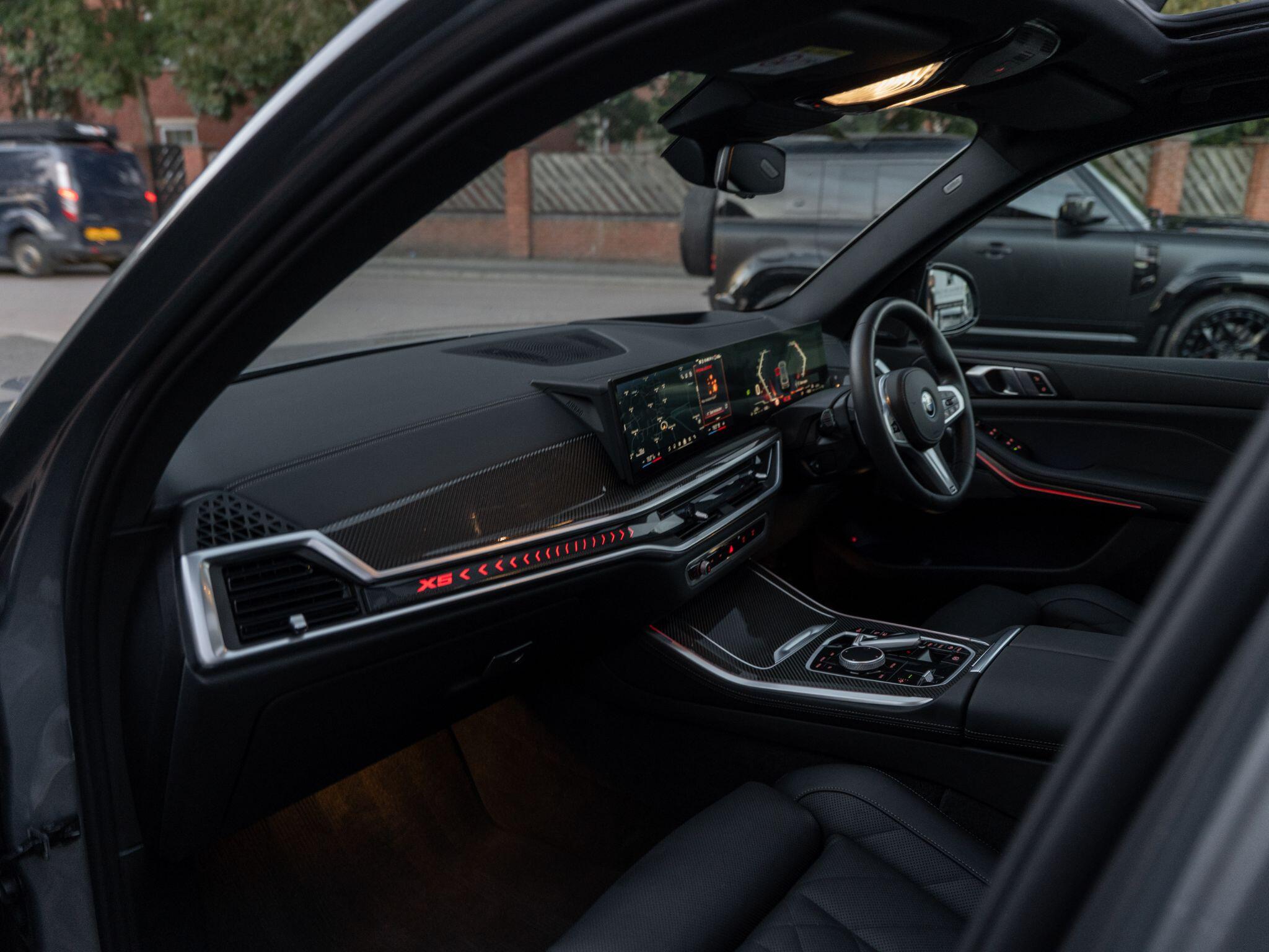 BMW X5 view 38