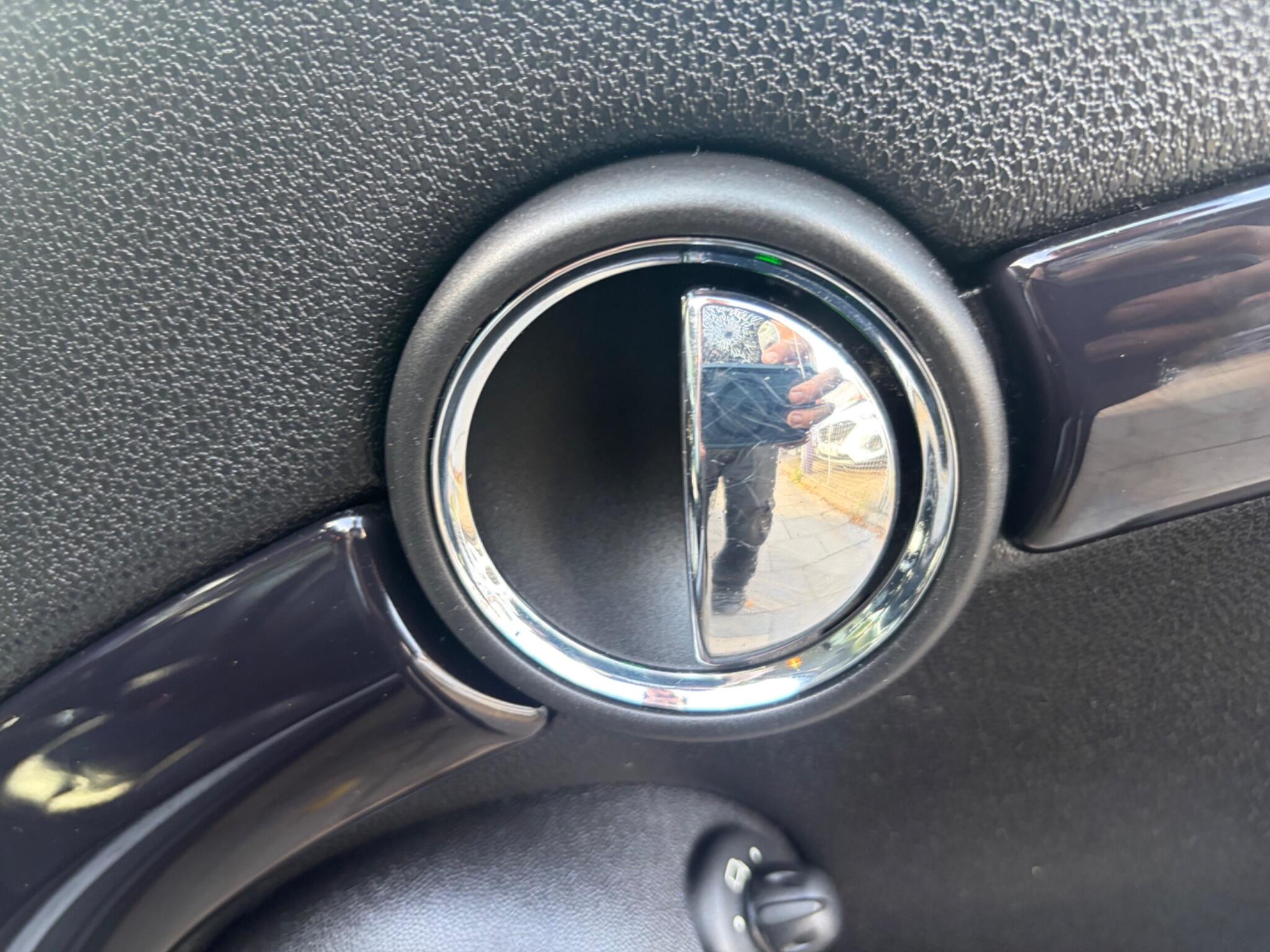 Mini Hatch view 56