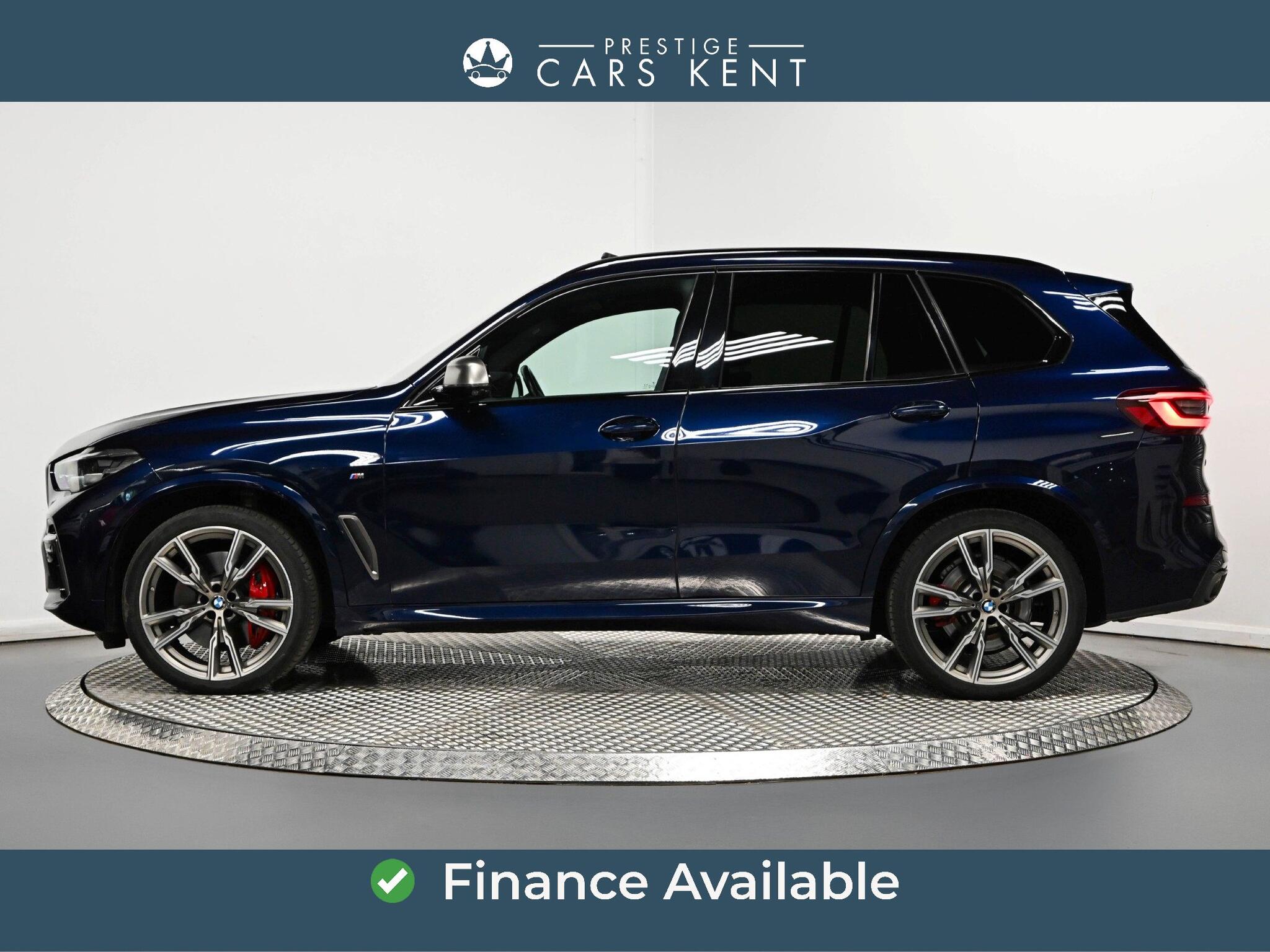 BMW X5 view 4