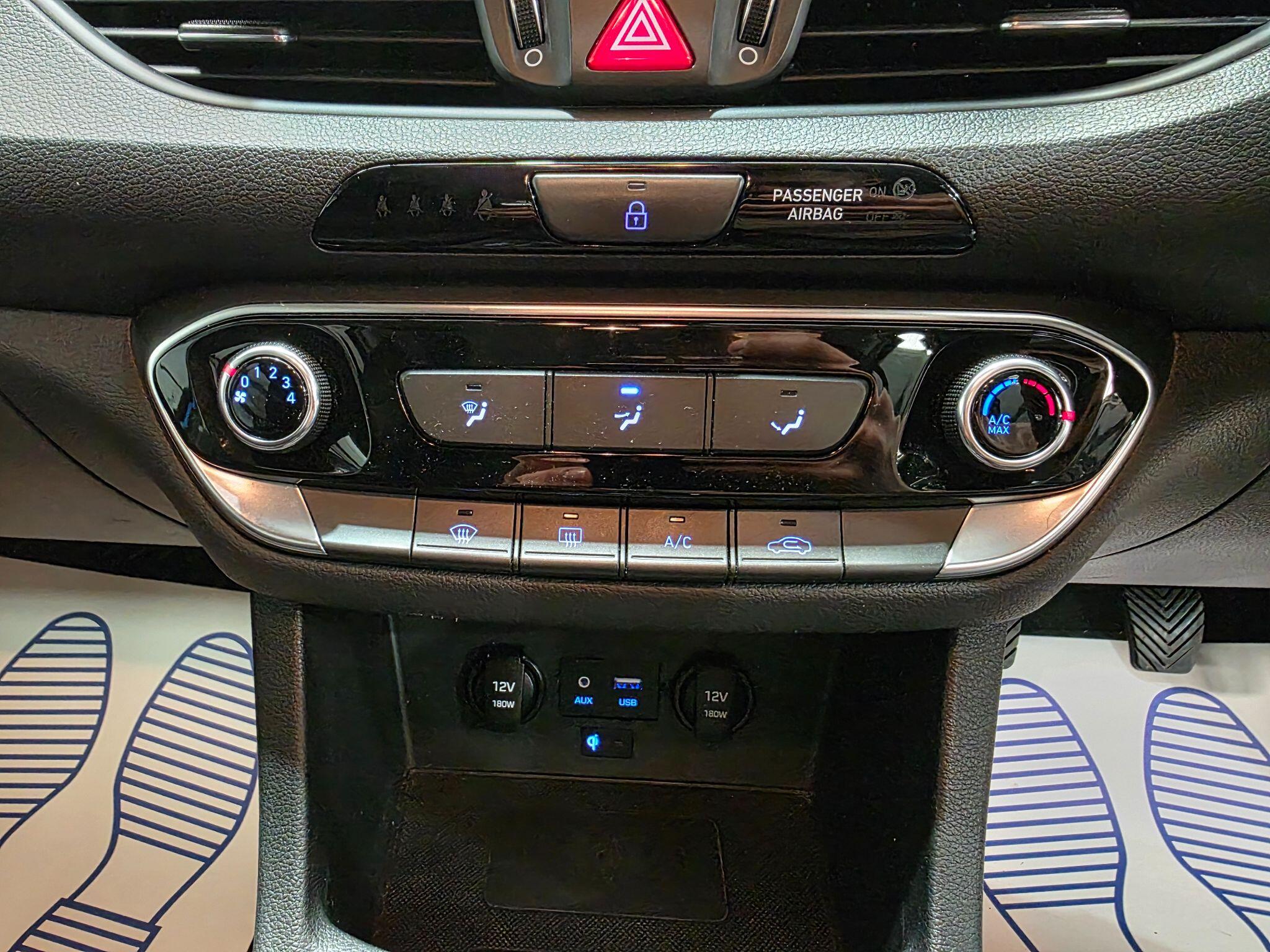 Hyundai i30 view 10