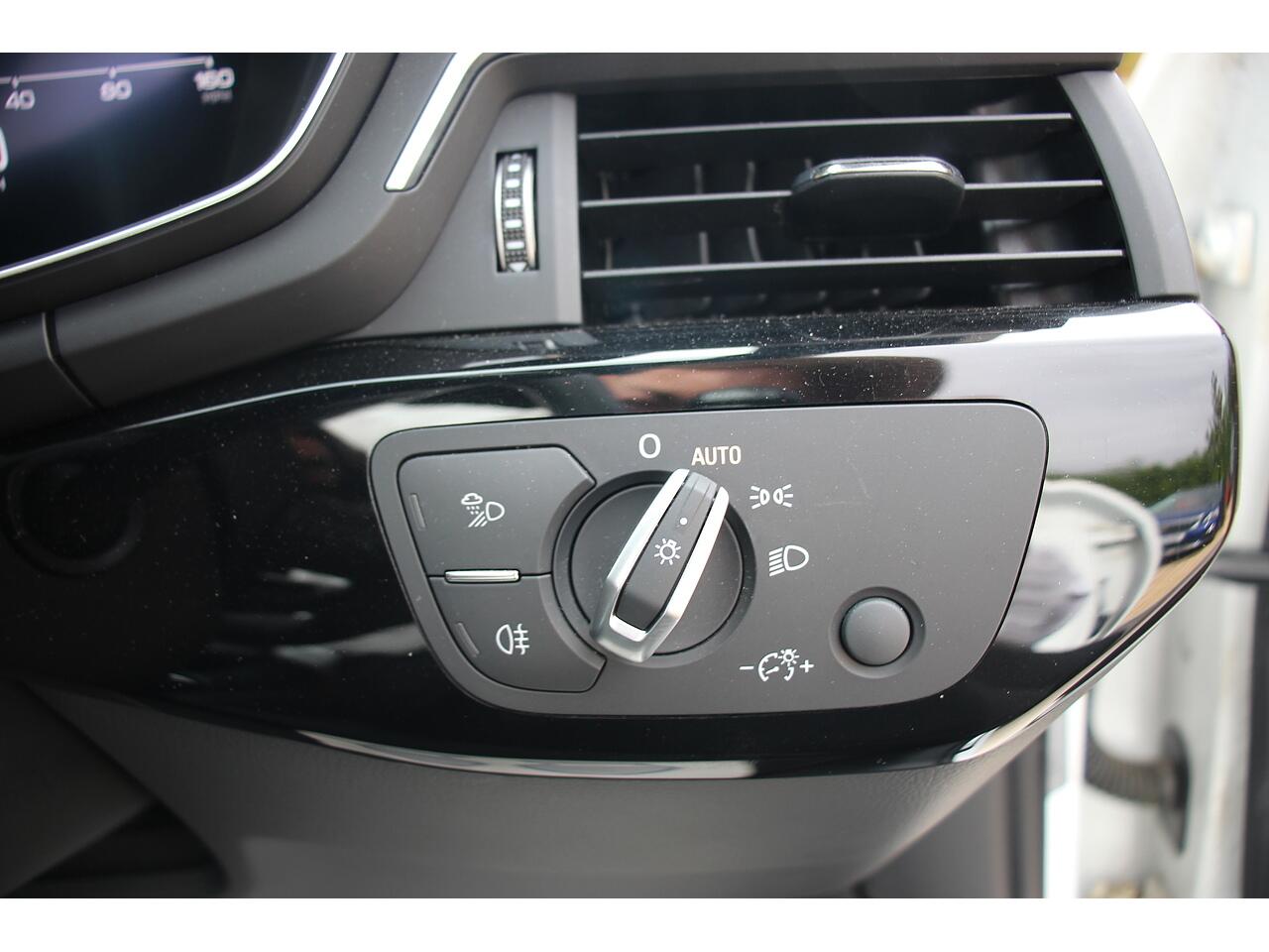 Audi A4 view 38