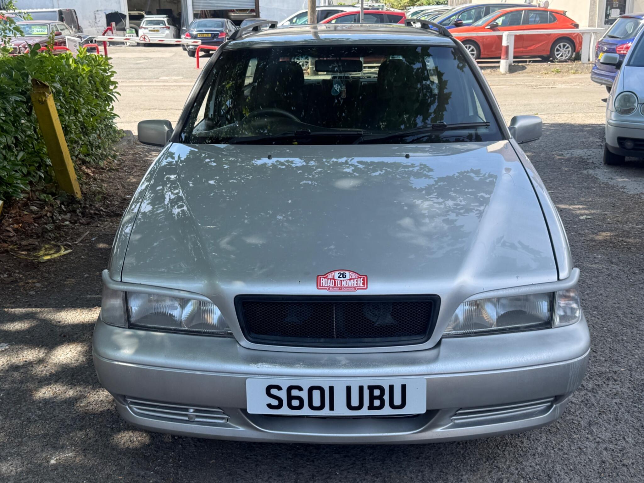 Volvo V70 - Image 2