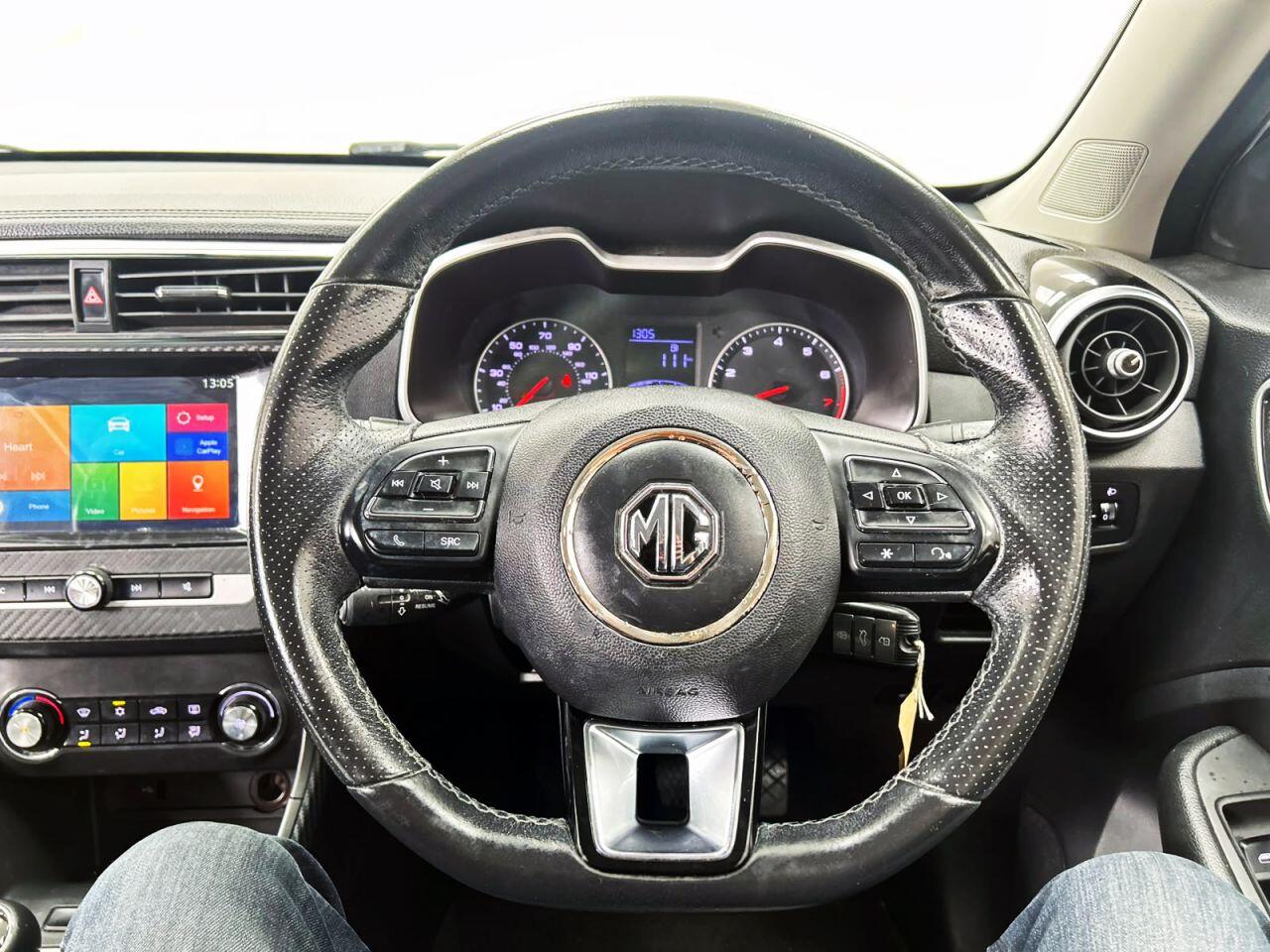 MG ZS view 17