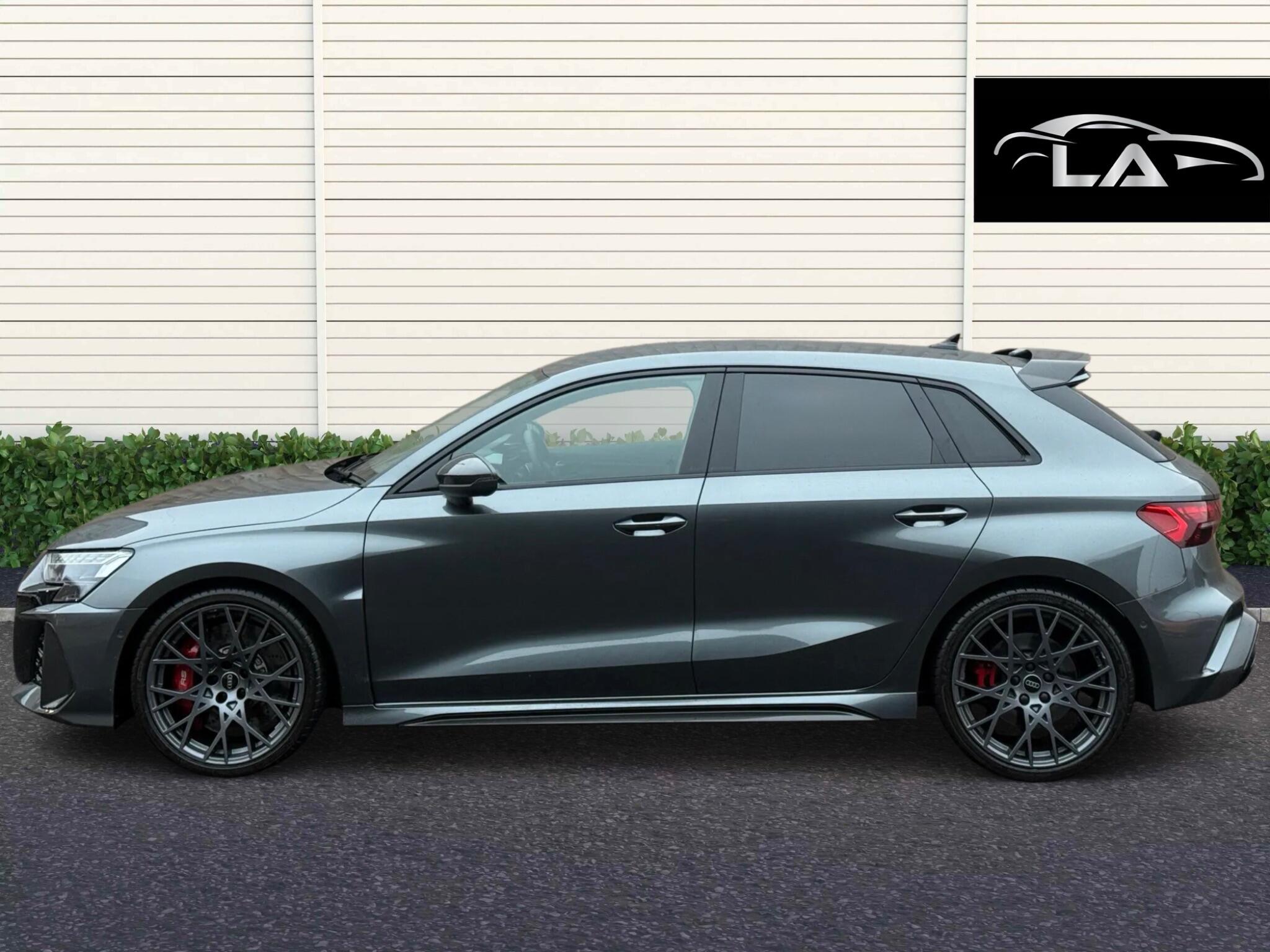 Audi RS3 view 3