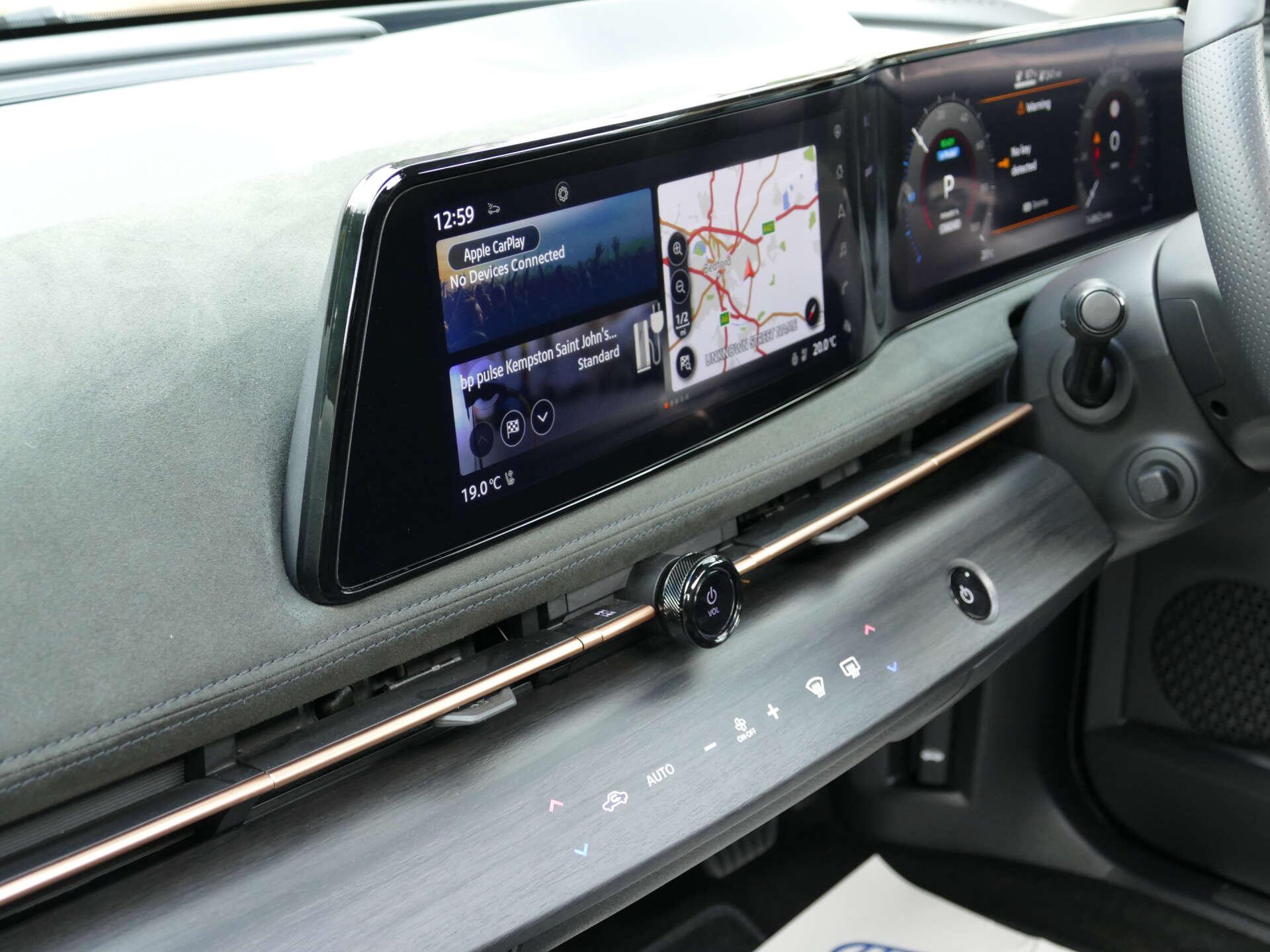 Nissan Ariya view 28