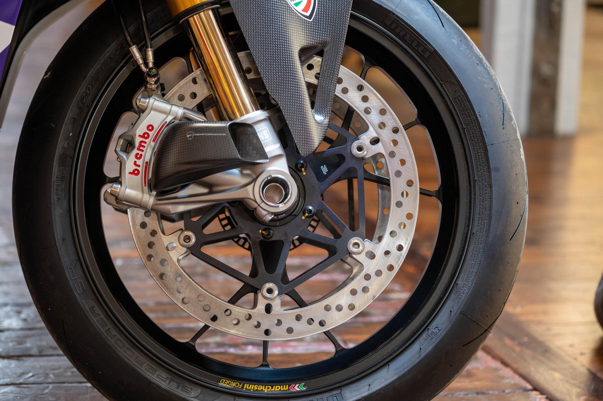 Ducati Panigale V4 view 12