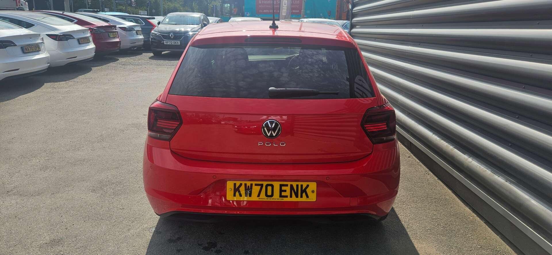 Volkswagen Polo view 5
