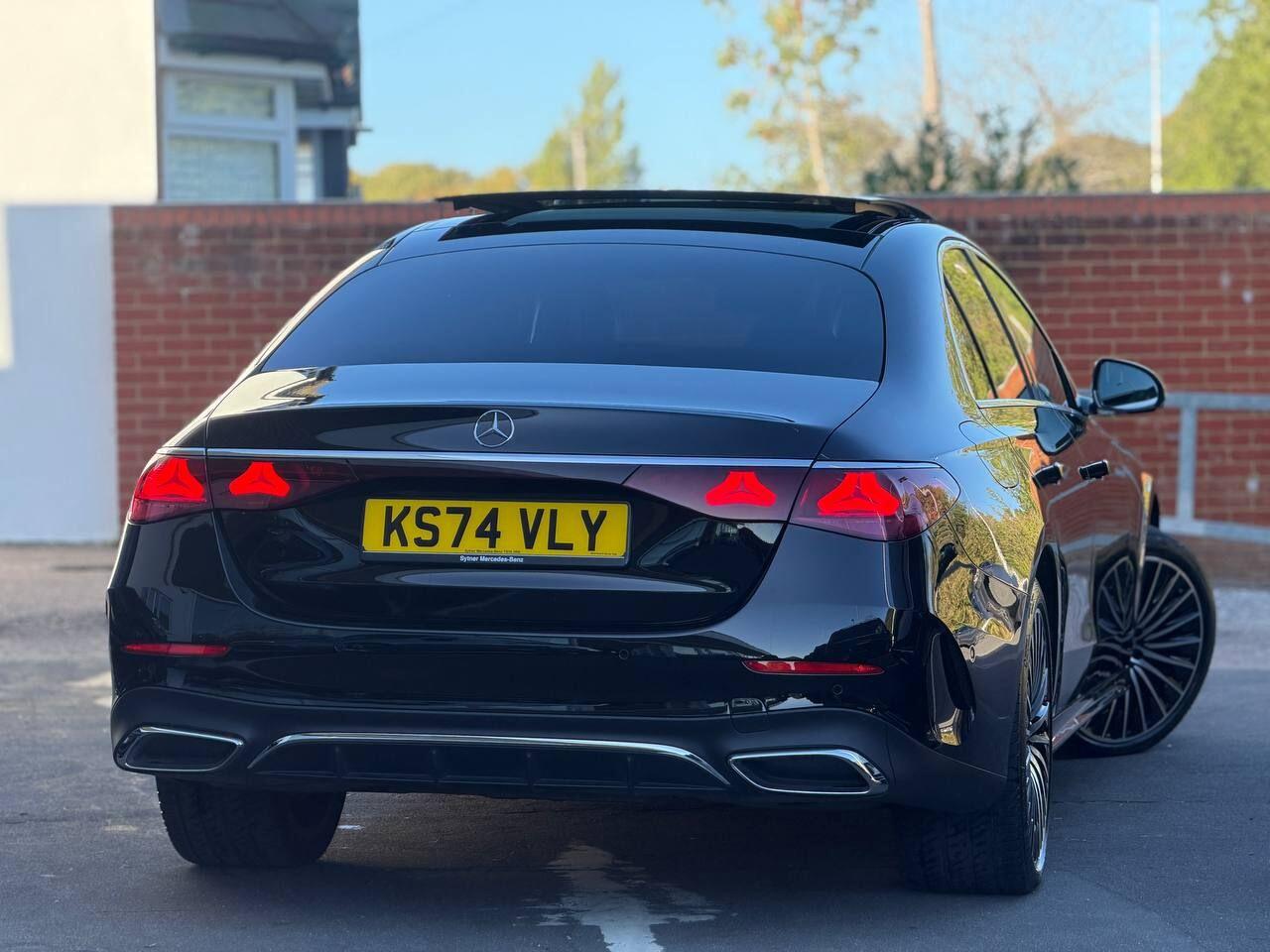 Mercedes-Benz E-Class view 64