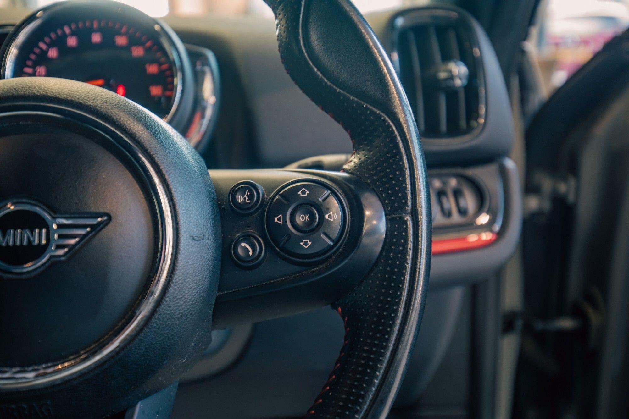 Mini Countryman view 11
