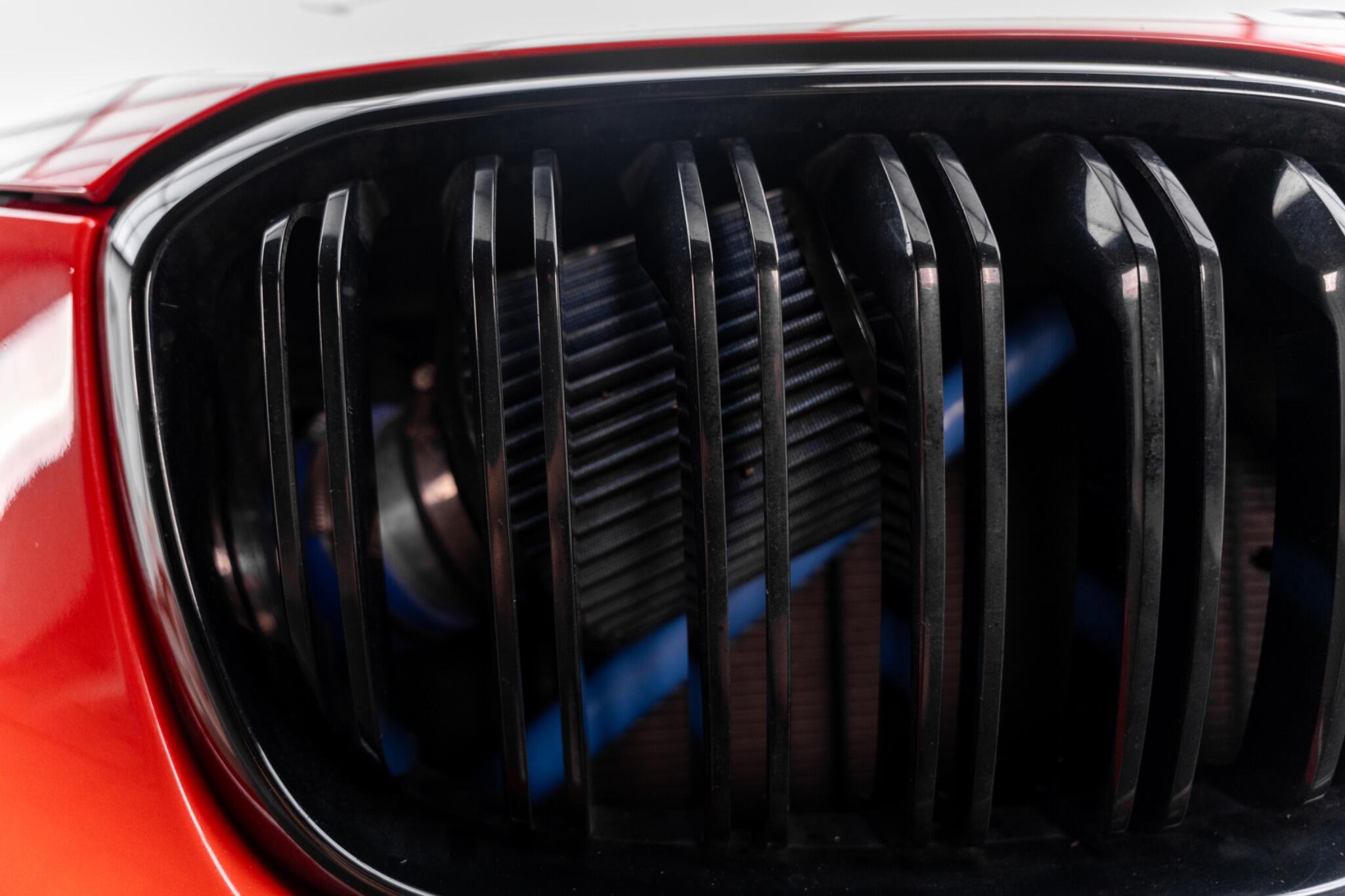 BMW X4 M view 17