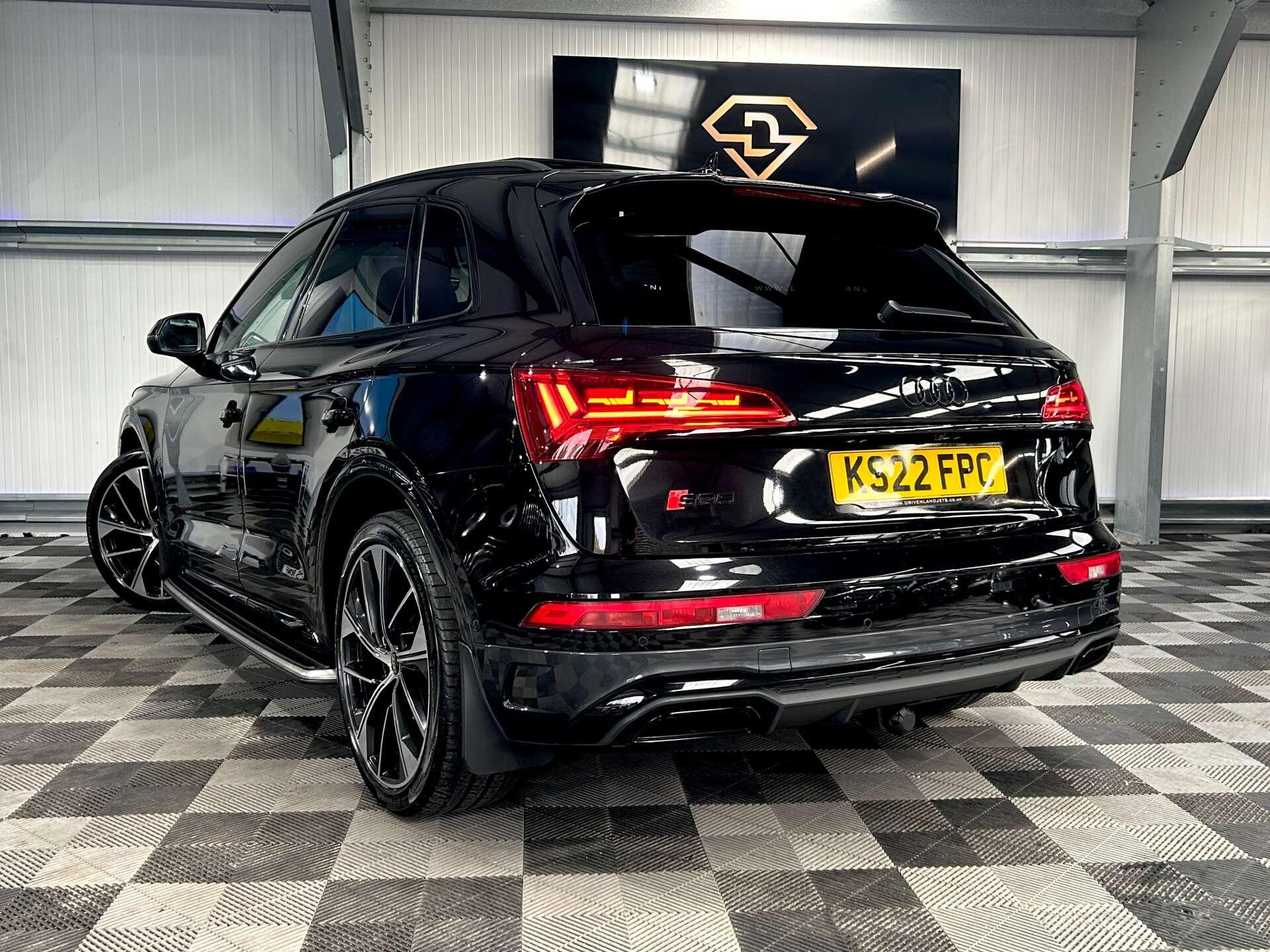 Audi Q5 view 15