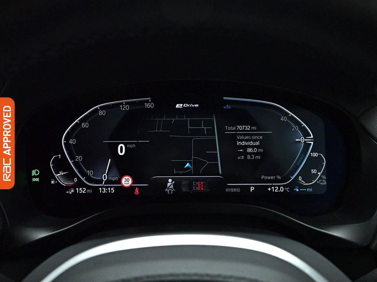 BMW X3 view 12