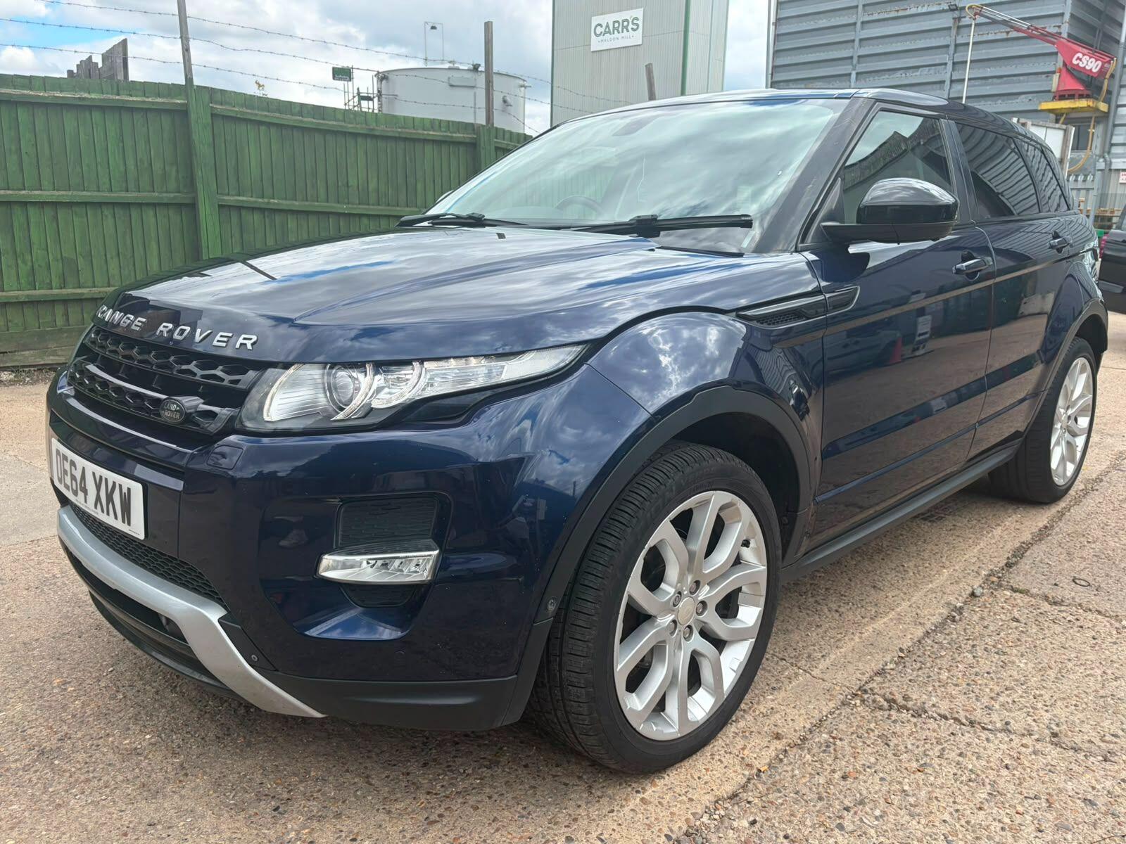 Land Rover Range Rover Evoque view 3